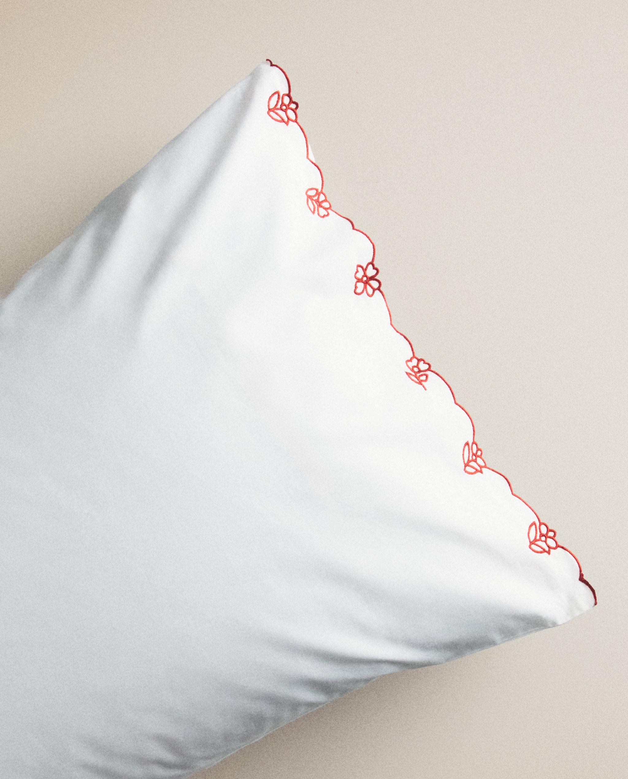 KIDS' PILLOWCASE WITH EMBROIDERED FLOWERS product thumbnail 8