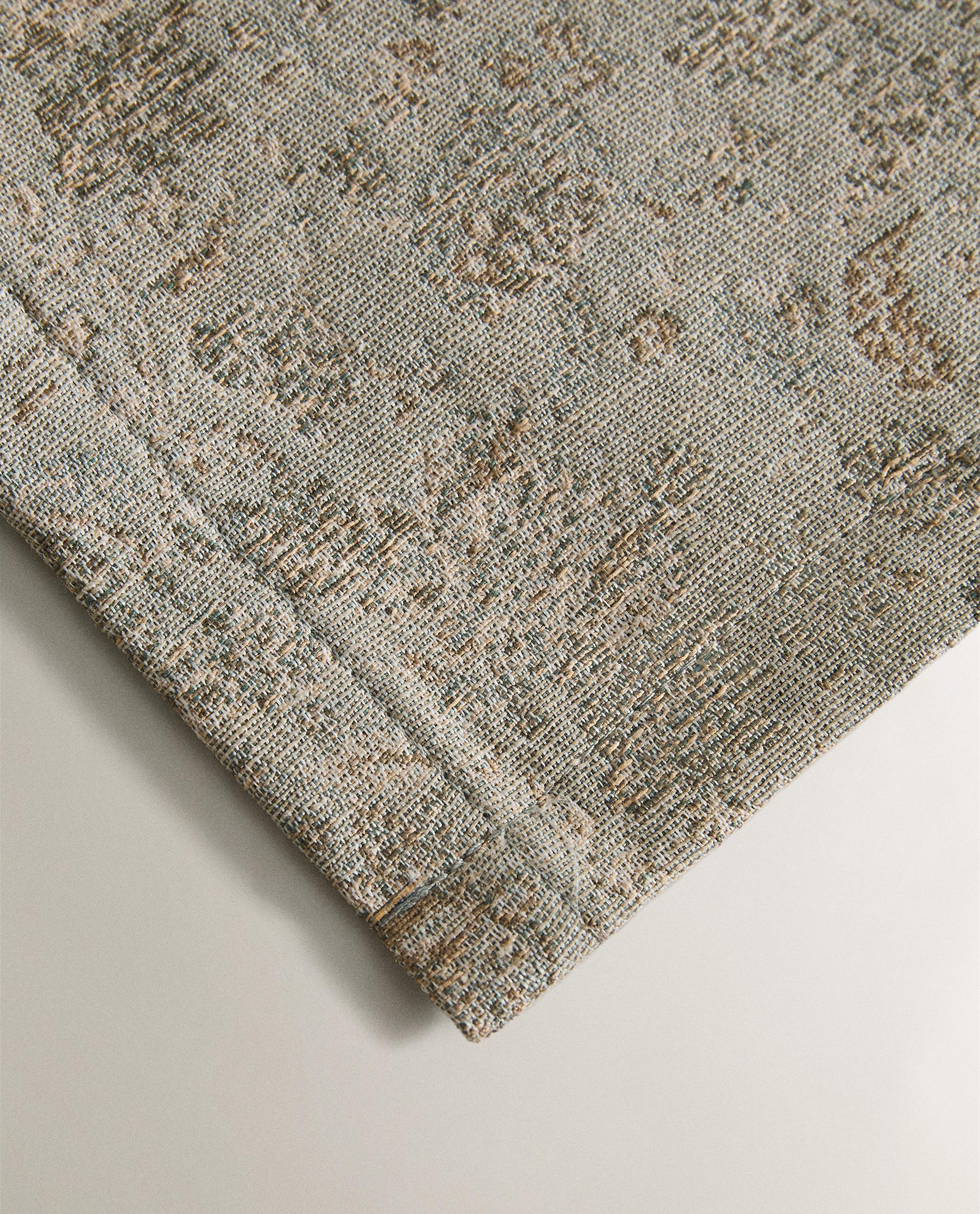 FLORAL JACQUARD PLACEMAT product thumbnail 4