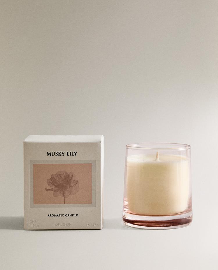 (180 G) VELA AROMÁTICA MUSKY LILY