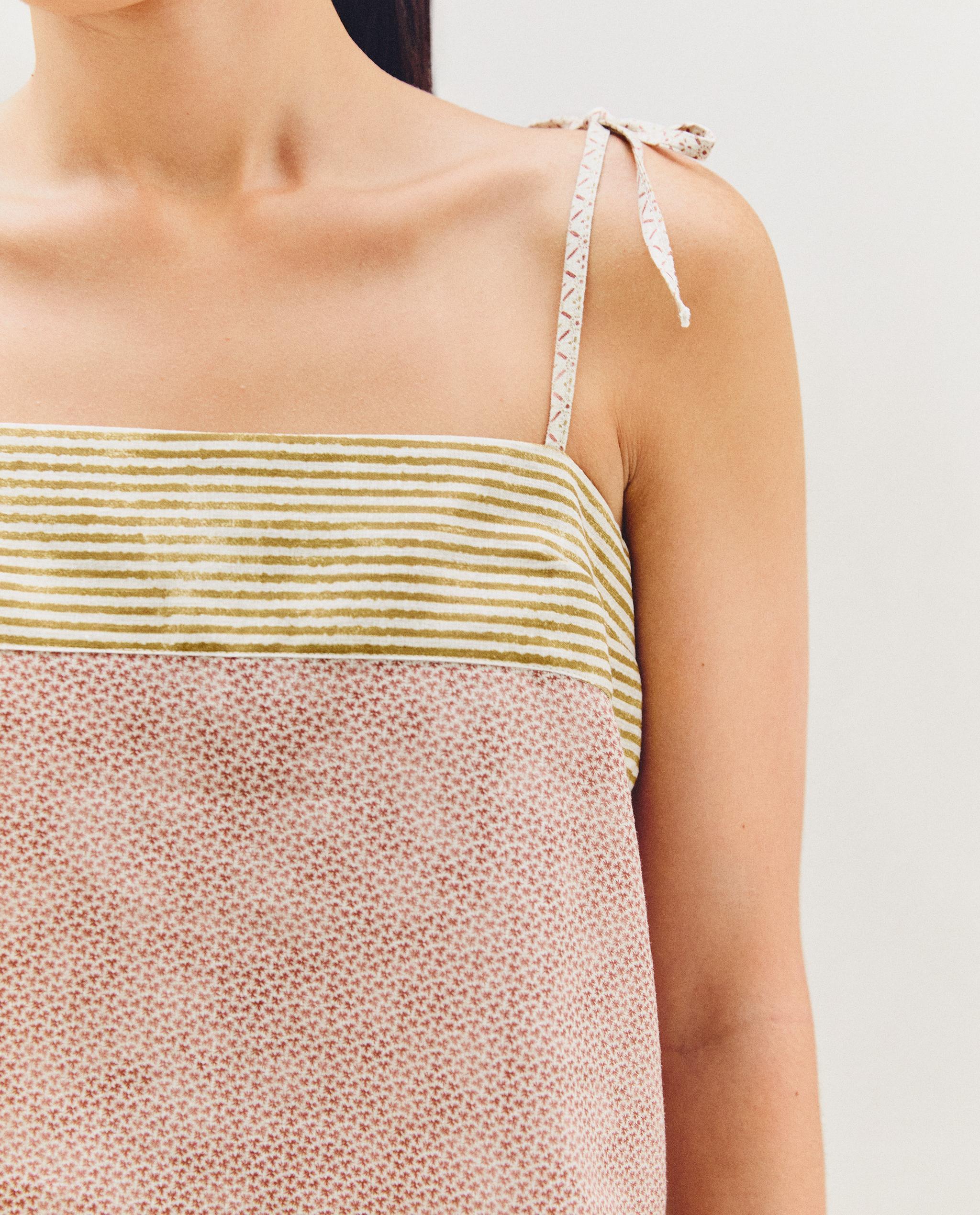 TOP WITH CONTRAST PRINT | KATHARINE POLE product thumbnail 10