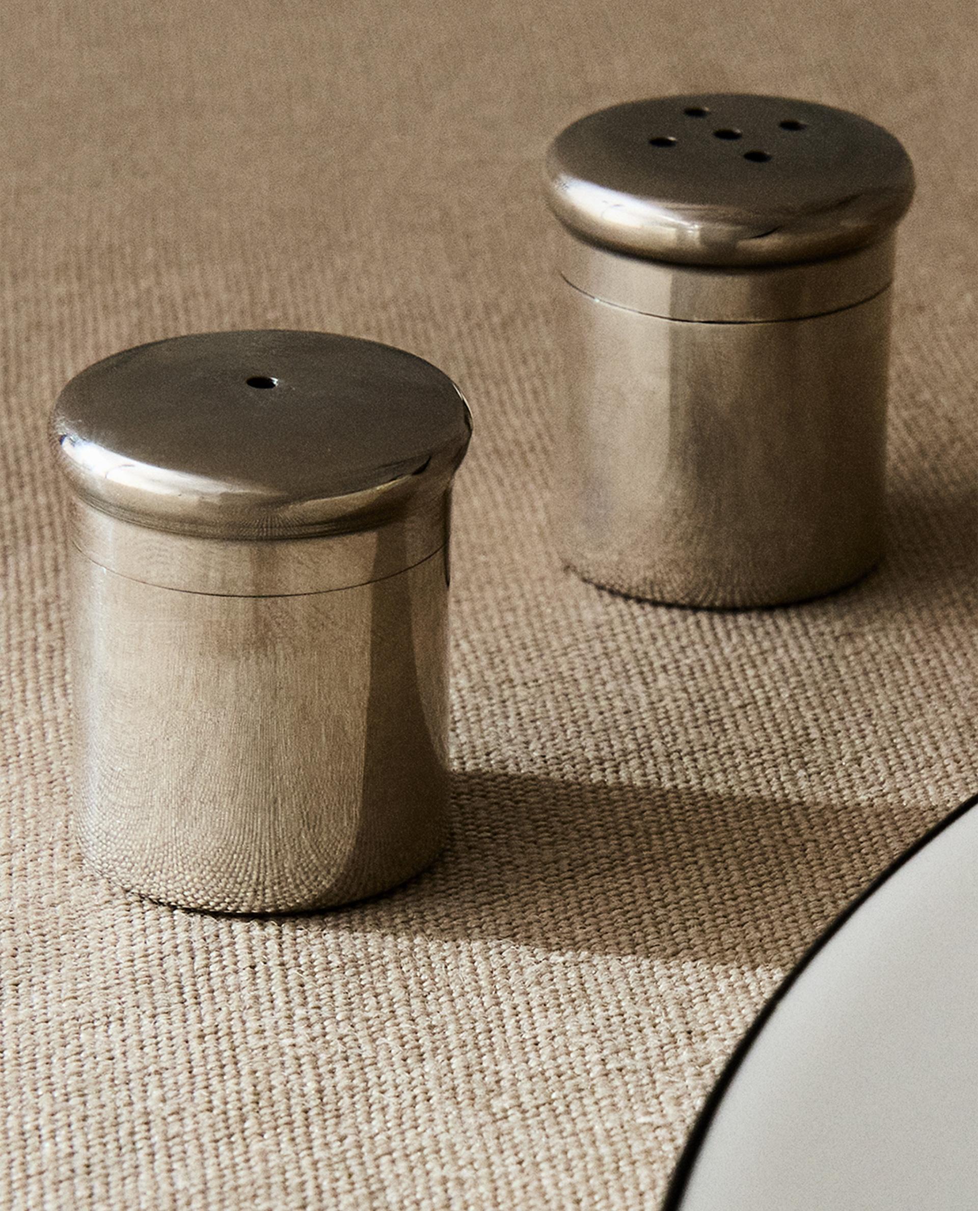 MINI STEEL SALT AND PEPPER SHAKER SET