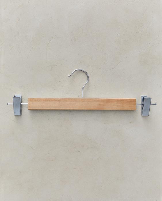 WOODEN SKIRT HANGER (SET OF 3) WOODEN SKIRT HANGER (SET OF 3)