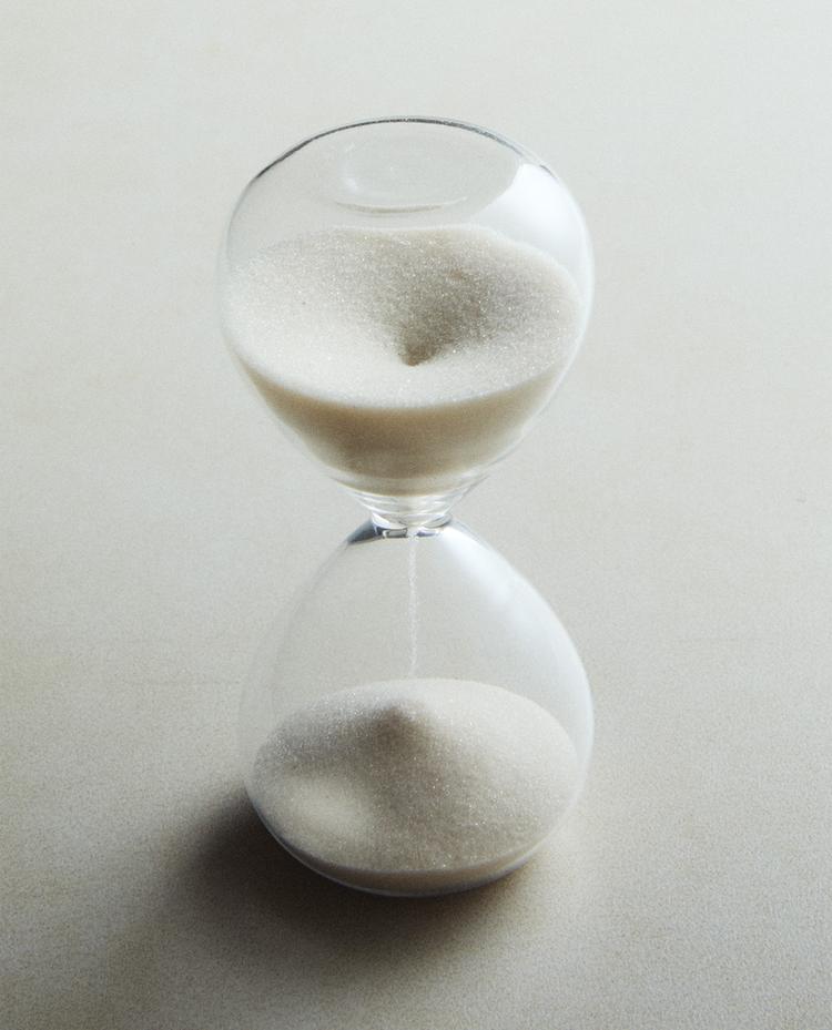 ساعة رملية ساعة رملية