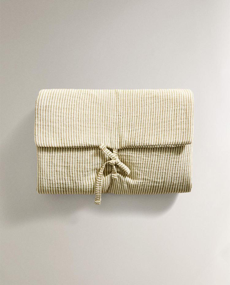 STRIPED MUSLIN BABY CHANGING MAT