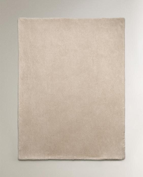 MANTA PELO CONTRASTE