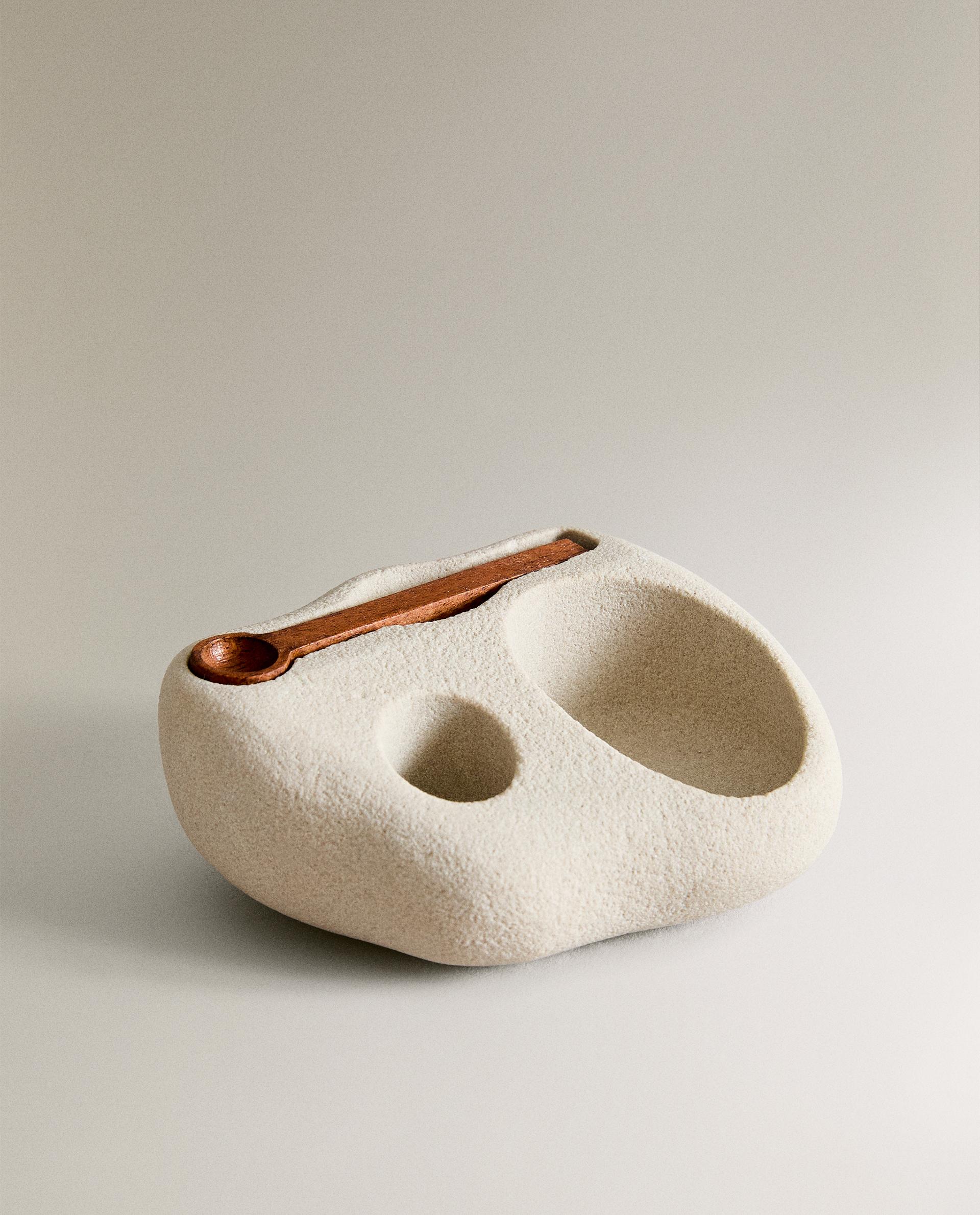 STONE SALT CELLAR WITH SPOON