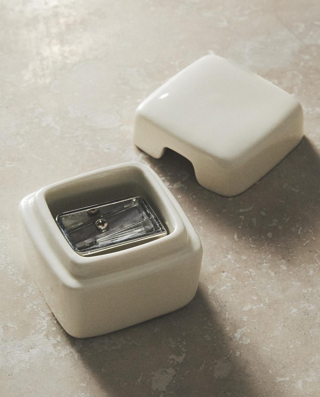 SACAPUNTAS GRES MAQUILLAJE