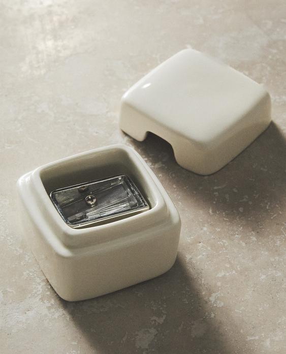 ŠILJILO ZA OLOVKE ZA ŠMINKU OD OTPORNE KERAMIKE ŠILJILO ZA OLOVKE ZA ŠMINKU OD OTPORNE KERAMIKE