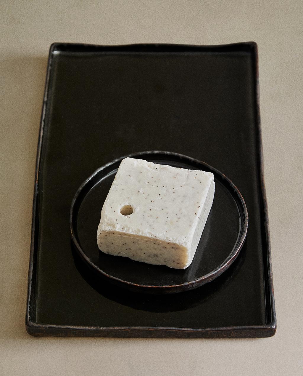 BLACK CERAMIC BATHROOM SOAP DISH