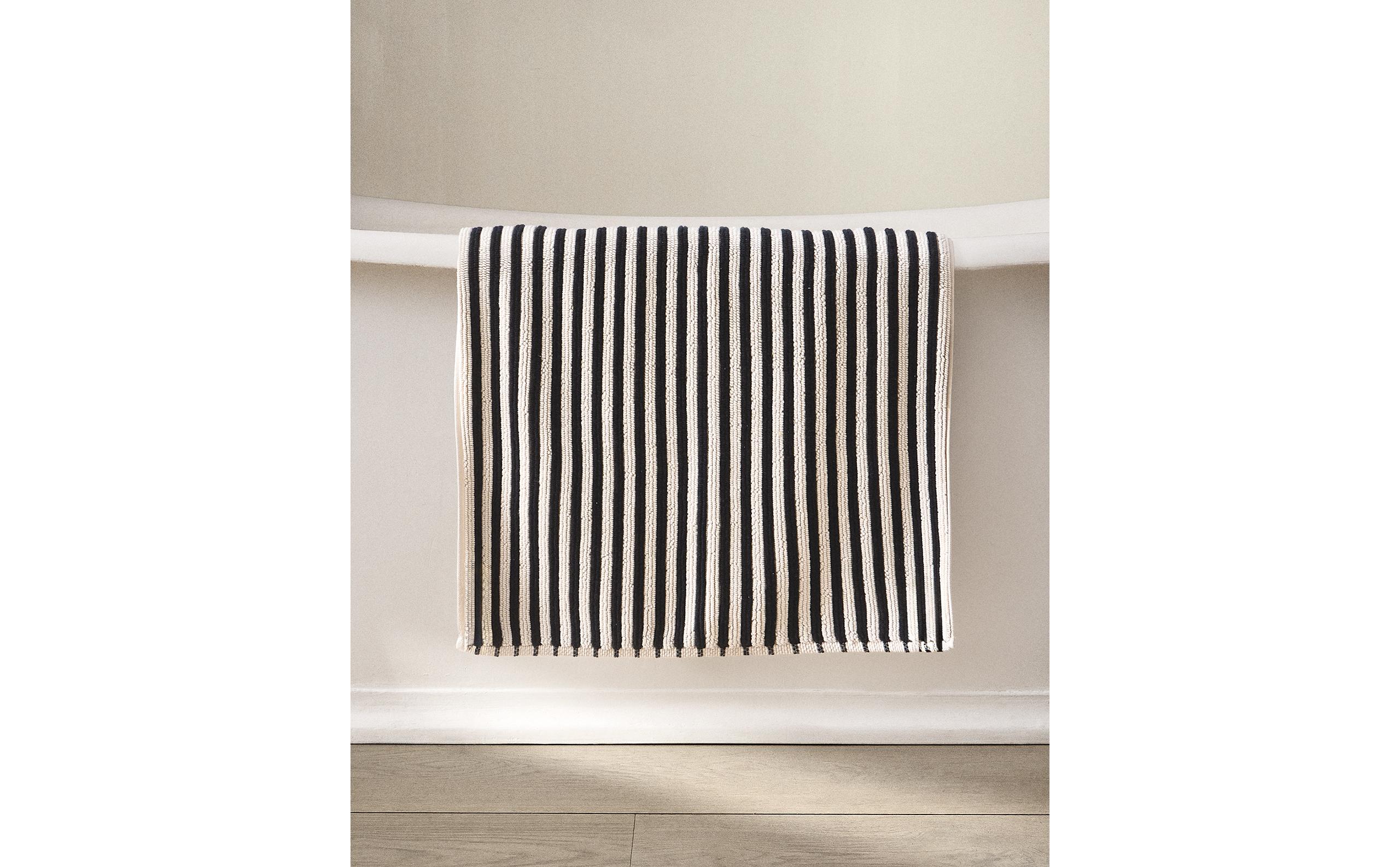 COLOURED STRIPE BATH MAT product thumbnail 8