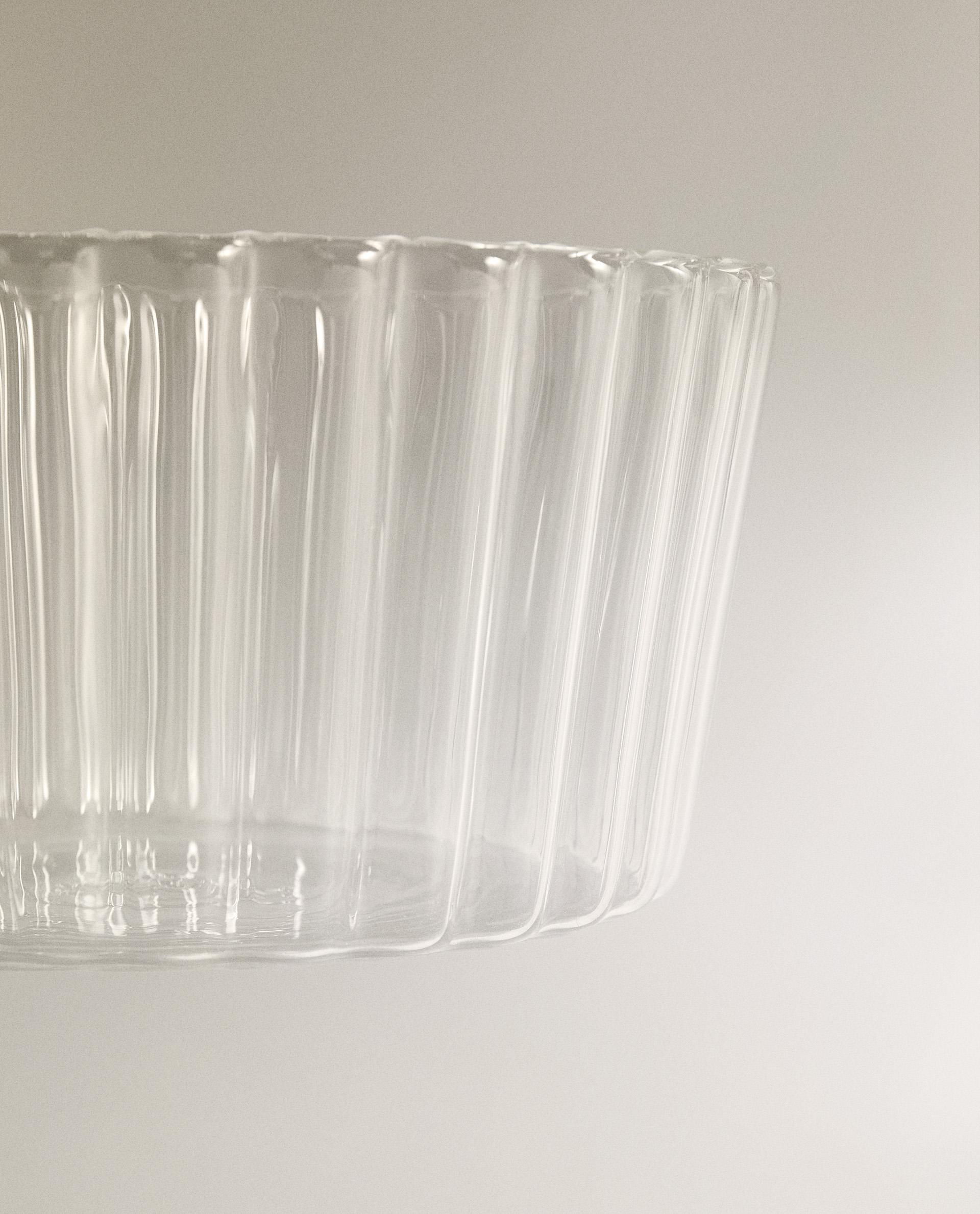 WAVY BOROSILICATE GLASS SALAD BOWL product thumbnail 3