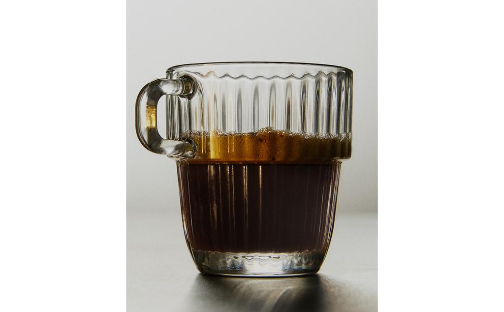 GLASS CUP WITH RAISED DESIGN GLASS CUP WITH RAISED DESIGN