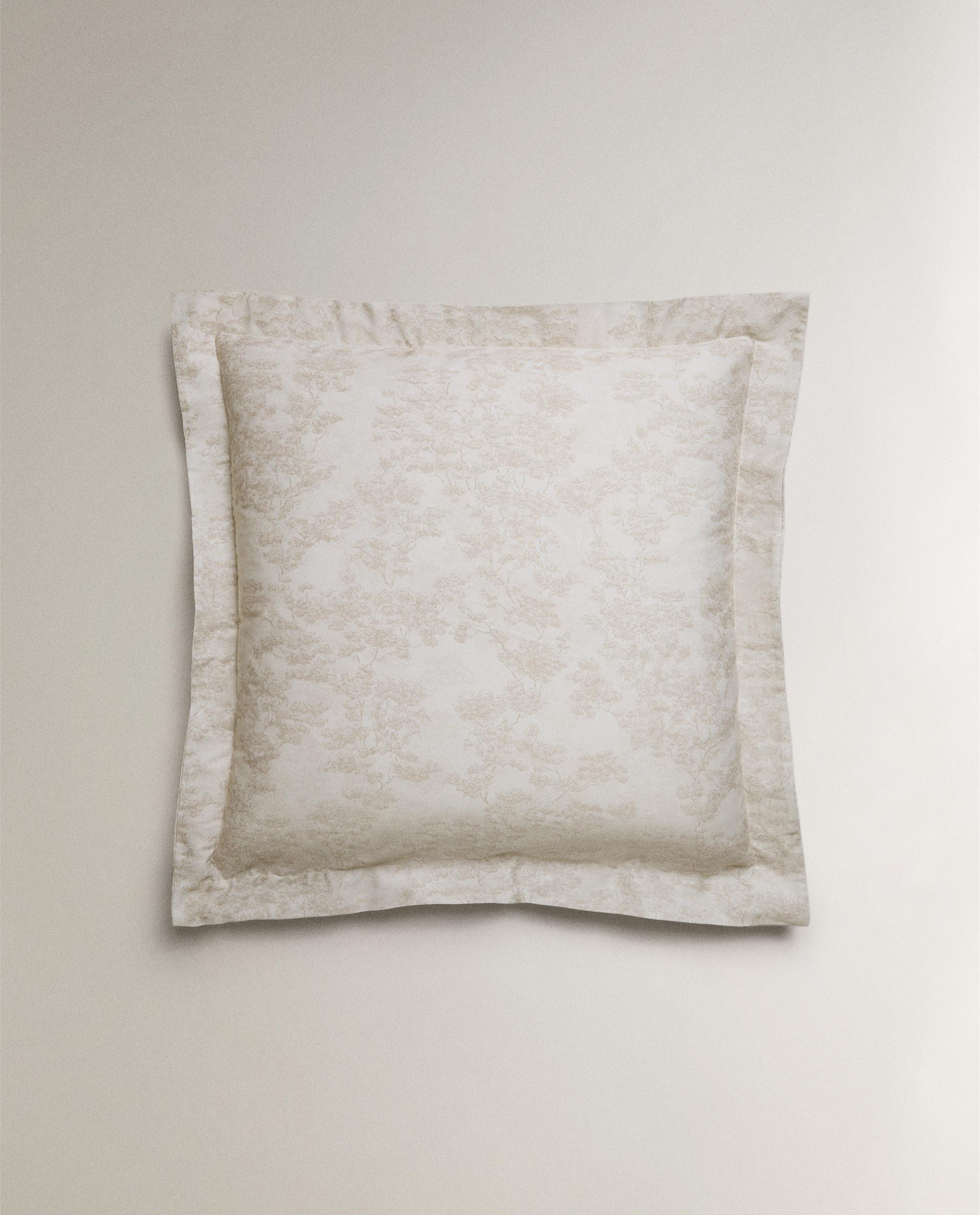 TOILE DE JOUY PILLOWCASE product thumbnail 4