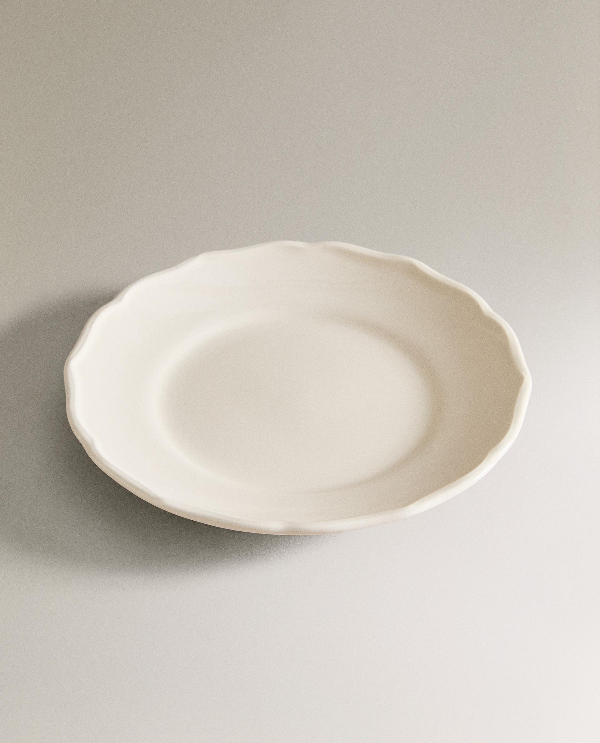 EARTHENWARE SIDE PLATE WITH RAISED-DESIGN EDGE product thumbnail 3