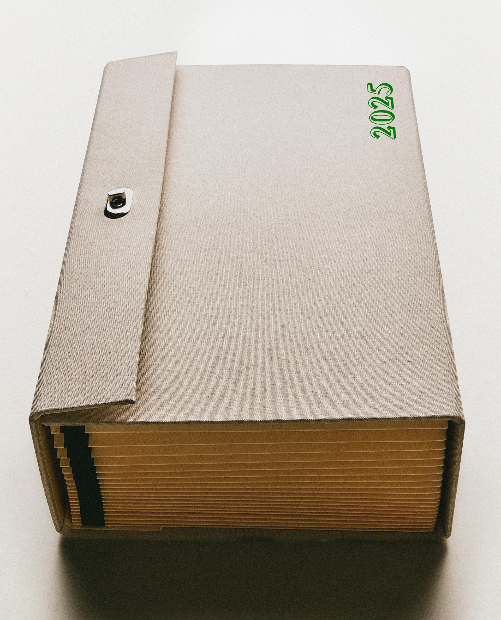 LINEN FILING BRIEFCASE