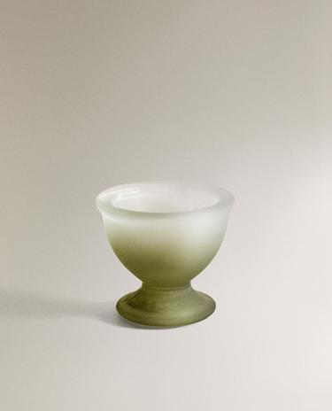 OMBRÉ GLASS EGG CUP