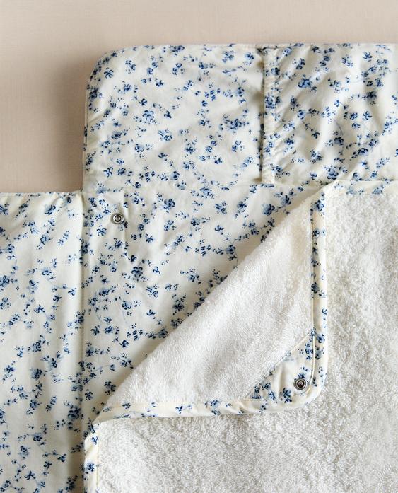 BLUE FLORAL BABY CHANGING MAT