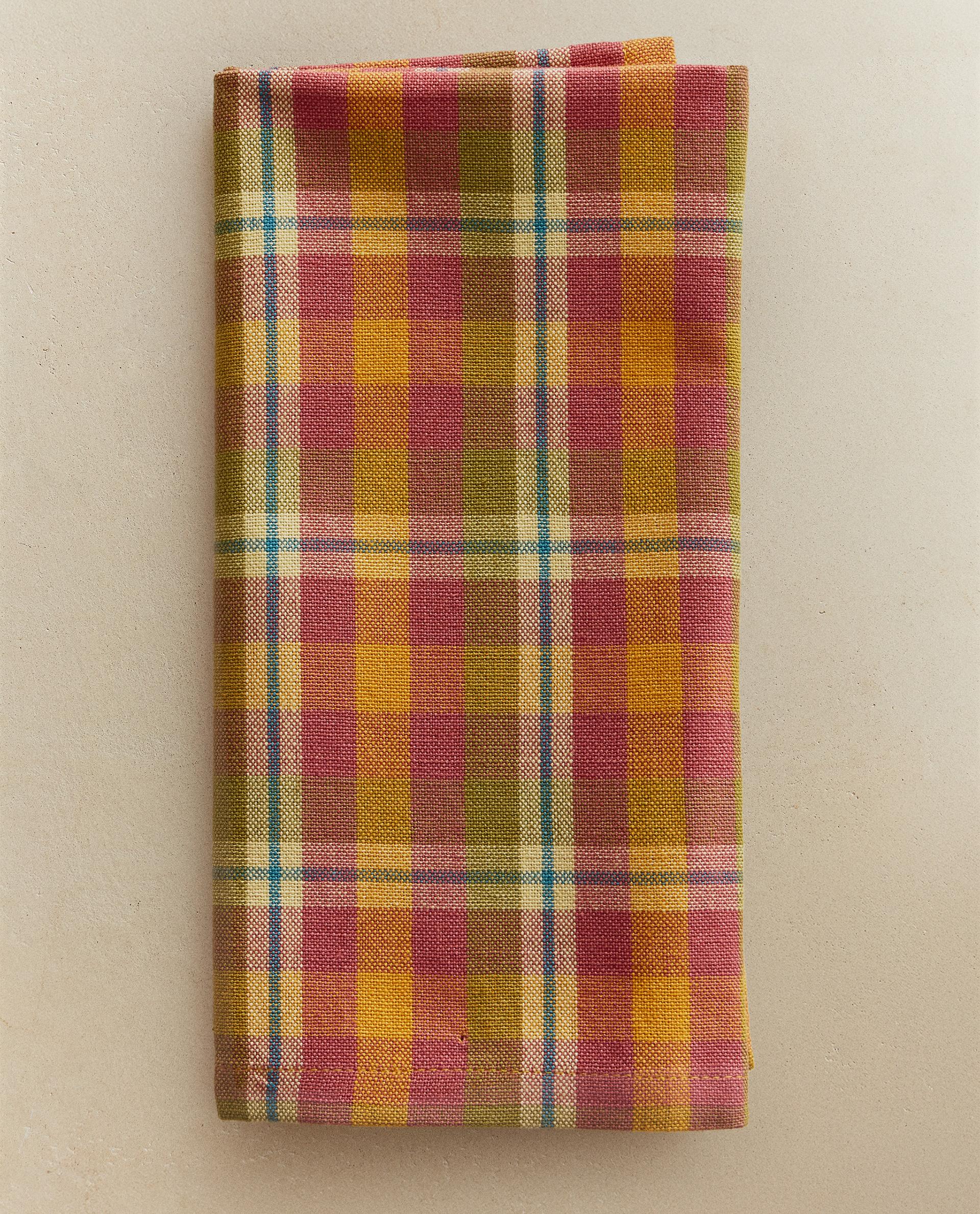 CONJUNTO DE GUARDANAPOS XADREZ COM FIO TINGIDO (CONJUNTO DE 2) CONJUNTO DE GUARDANAPOS XADREZ COM FIO TINGIDO (CONJUNTO DE 2)