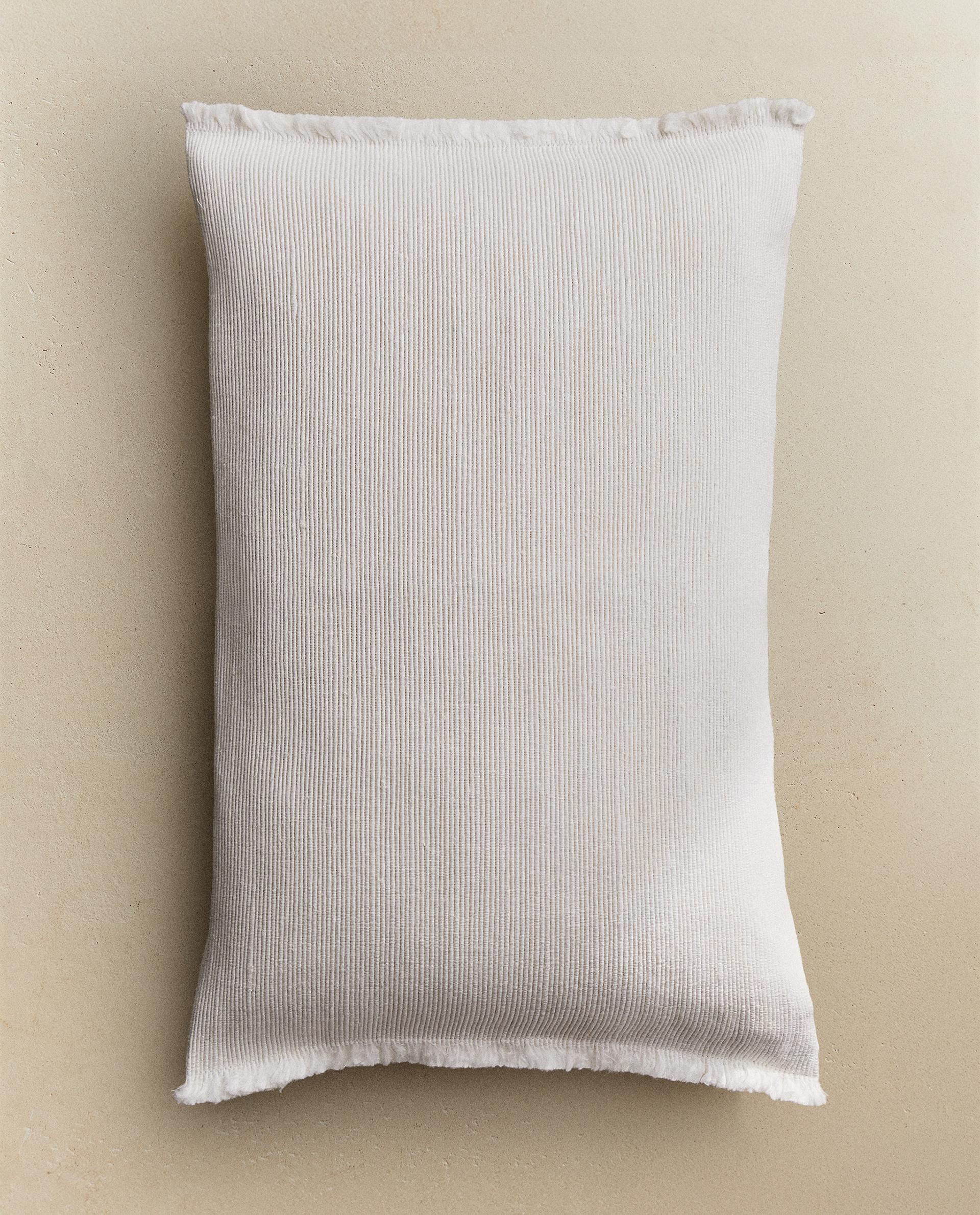 ライン入り クッションカバー | Zara Home 日本/Japan