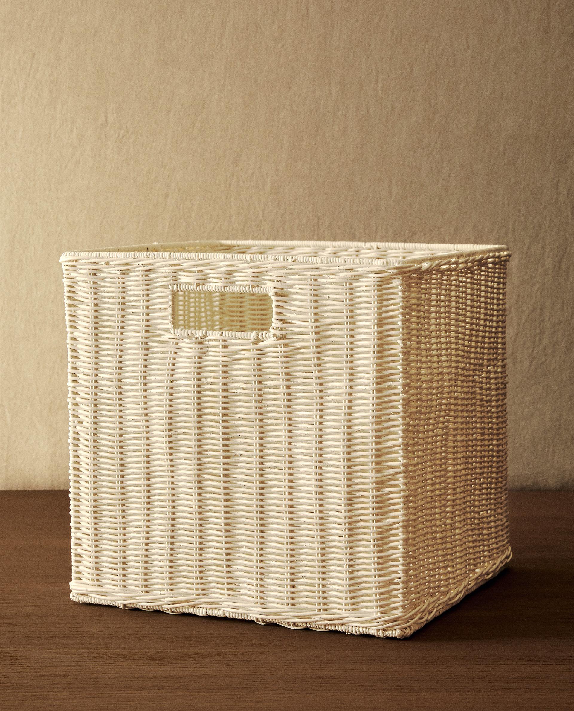 SQUARE RATTAN BASKET