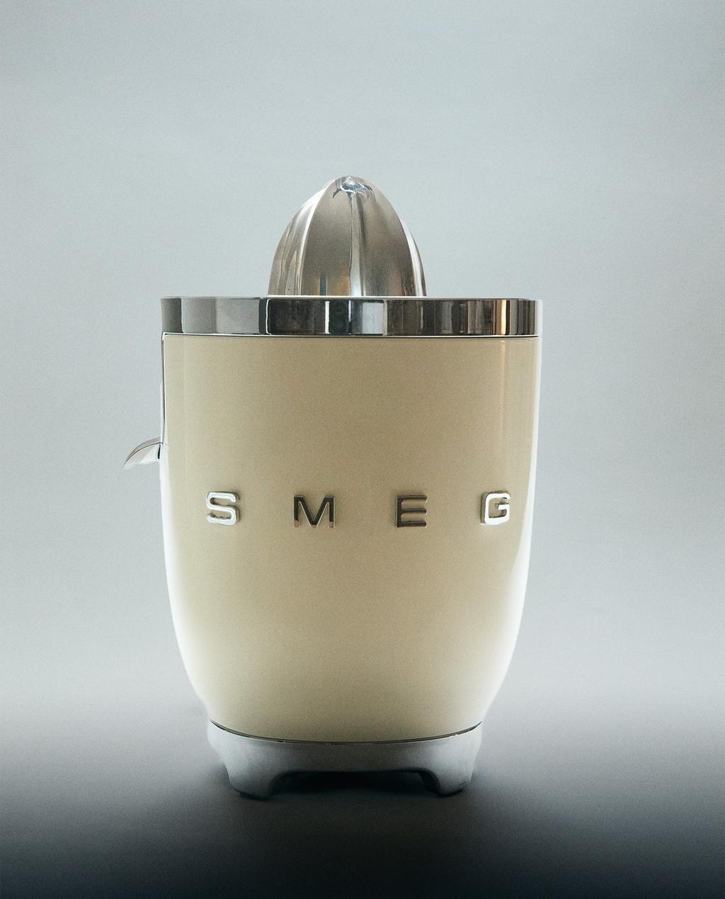 Smeg juicer