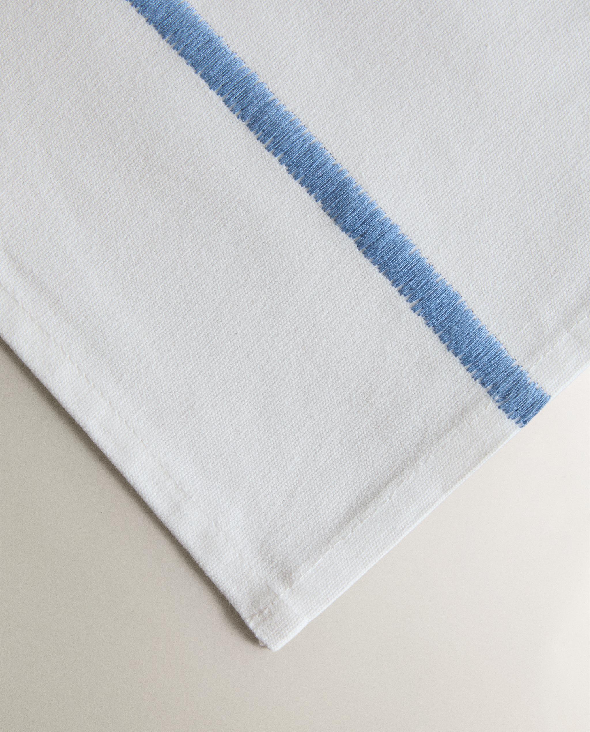TABLECLOTH WITH EMBROIDERED STRIPES product thumbnail 3