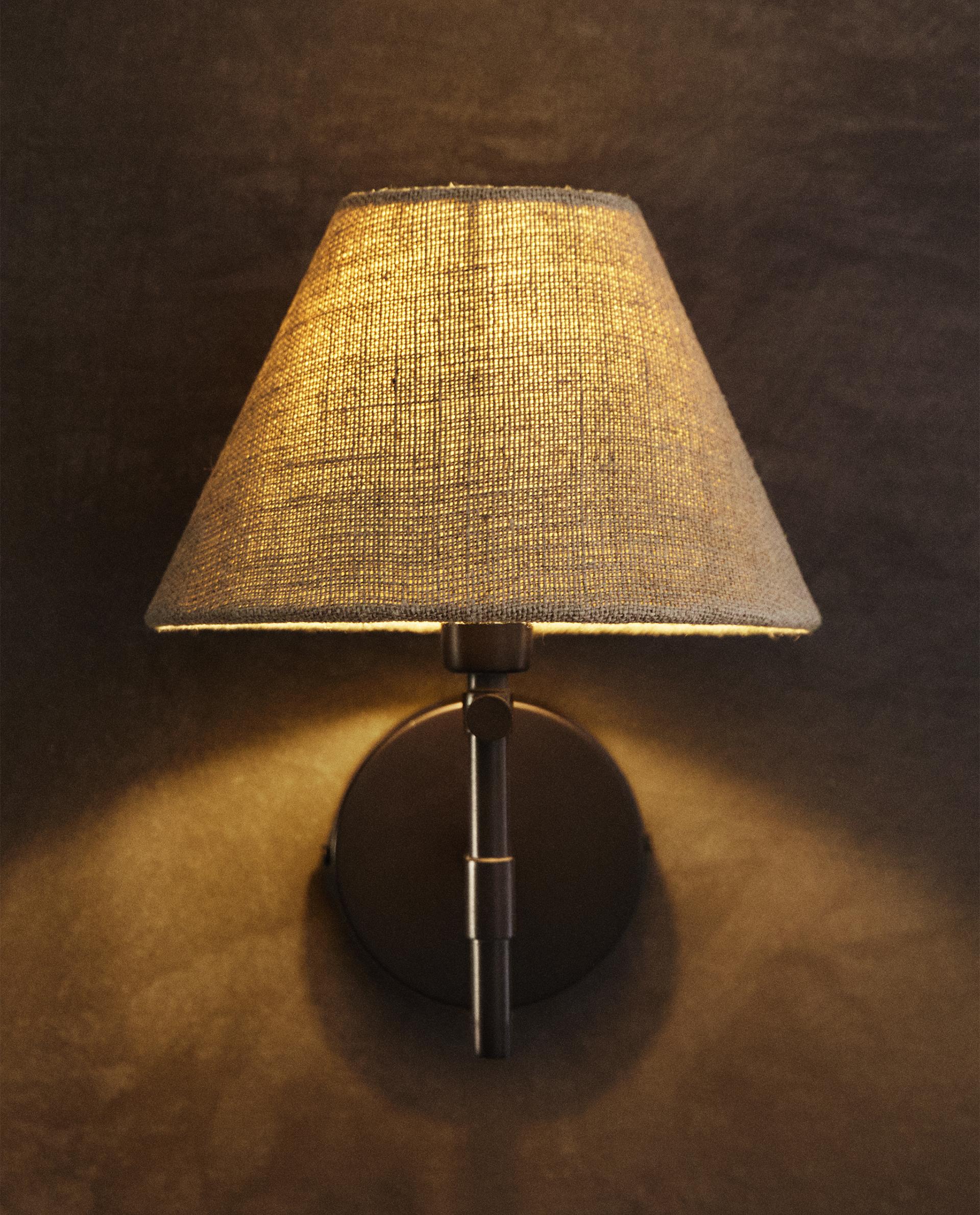 LAMP | WALL LIGHT WITH LINEN LAMPSHADE