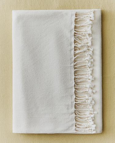 STRANDTUCH AUS BAUMWOLLE MIT FRANSEN