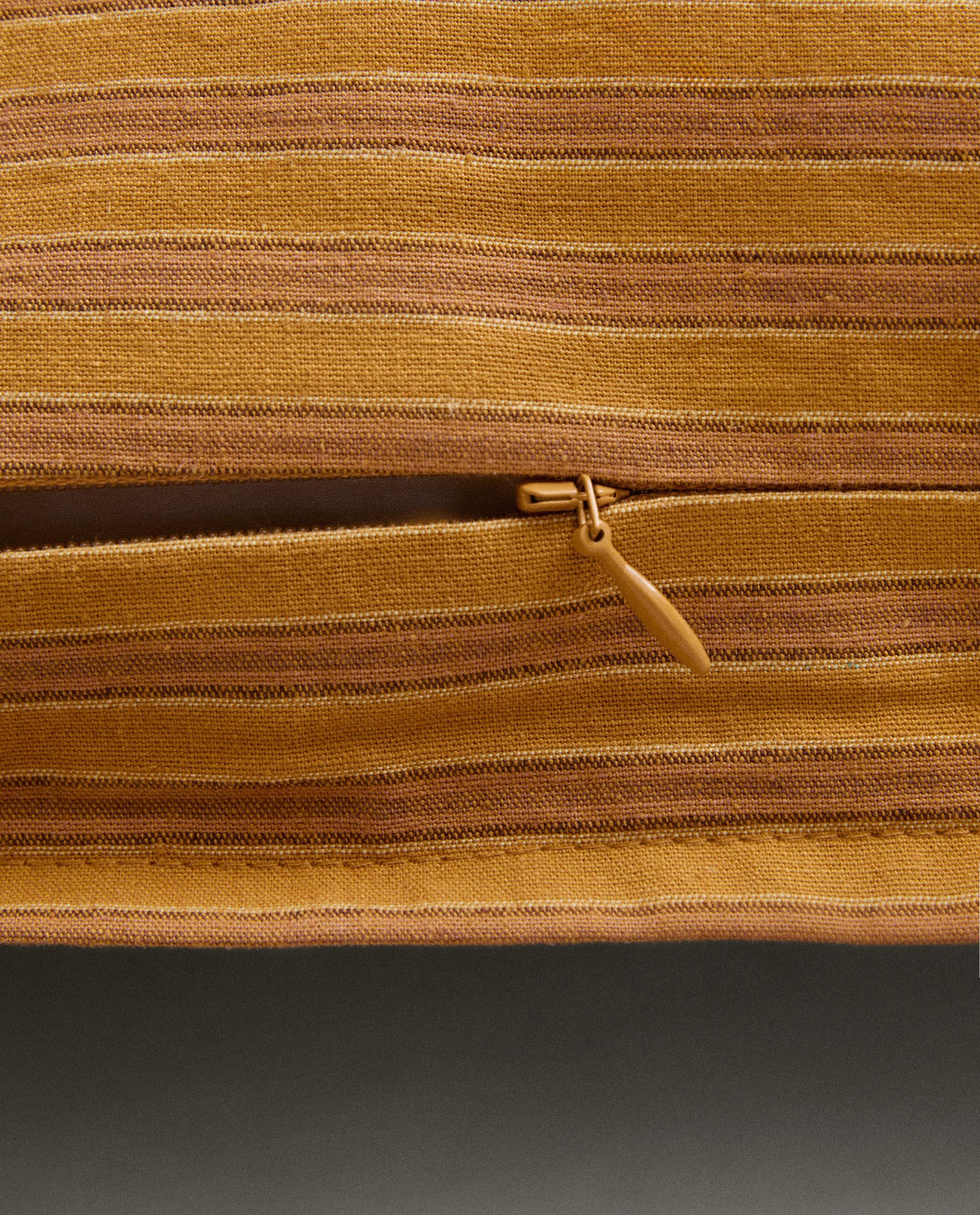 STRIPED CUSHION COVER product thumbnail 5