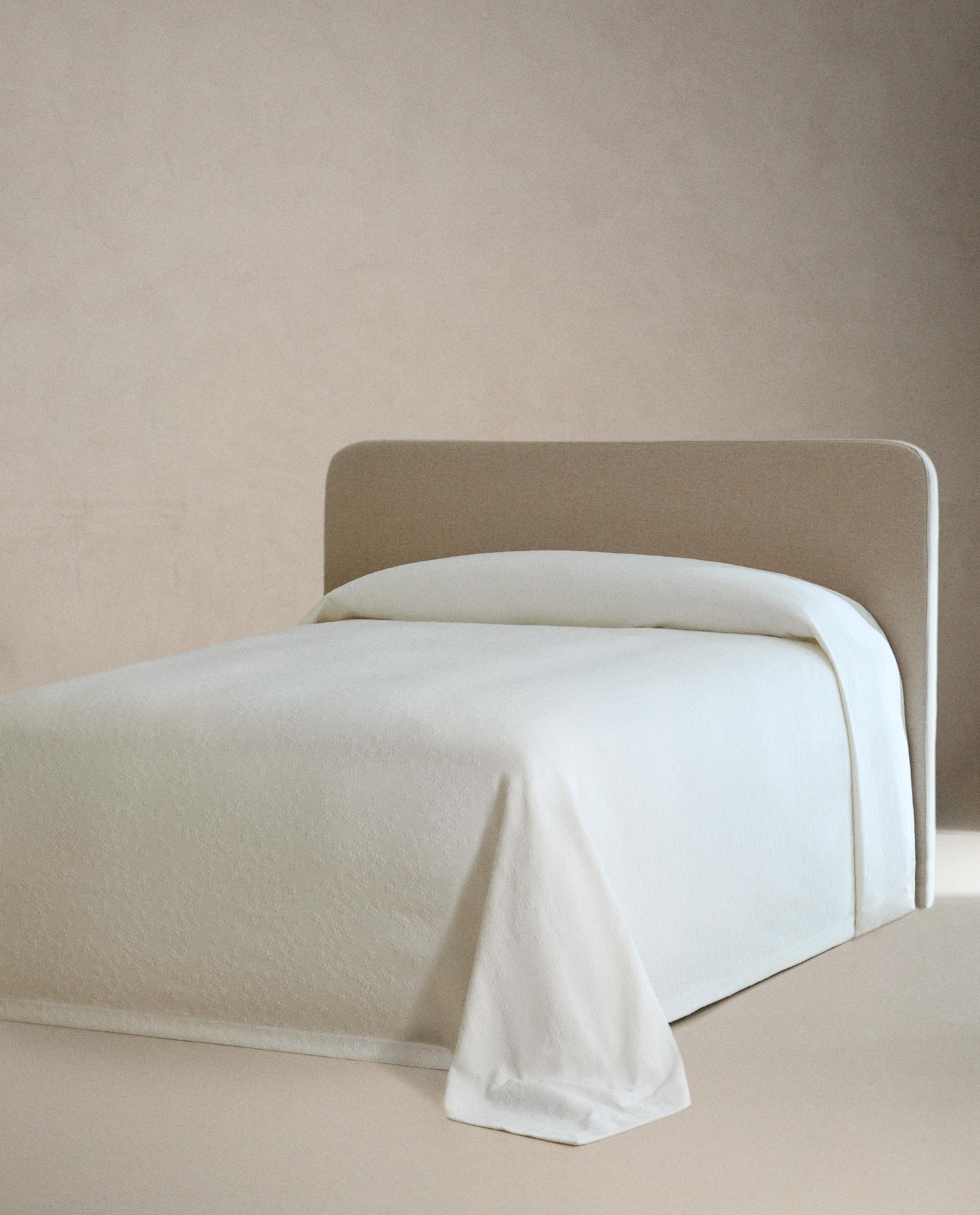 クローバー柄ベッドカバー | Zara Home 日本/Japan