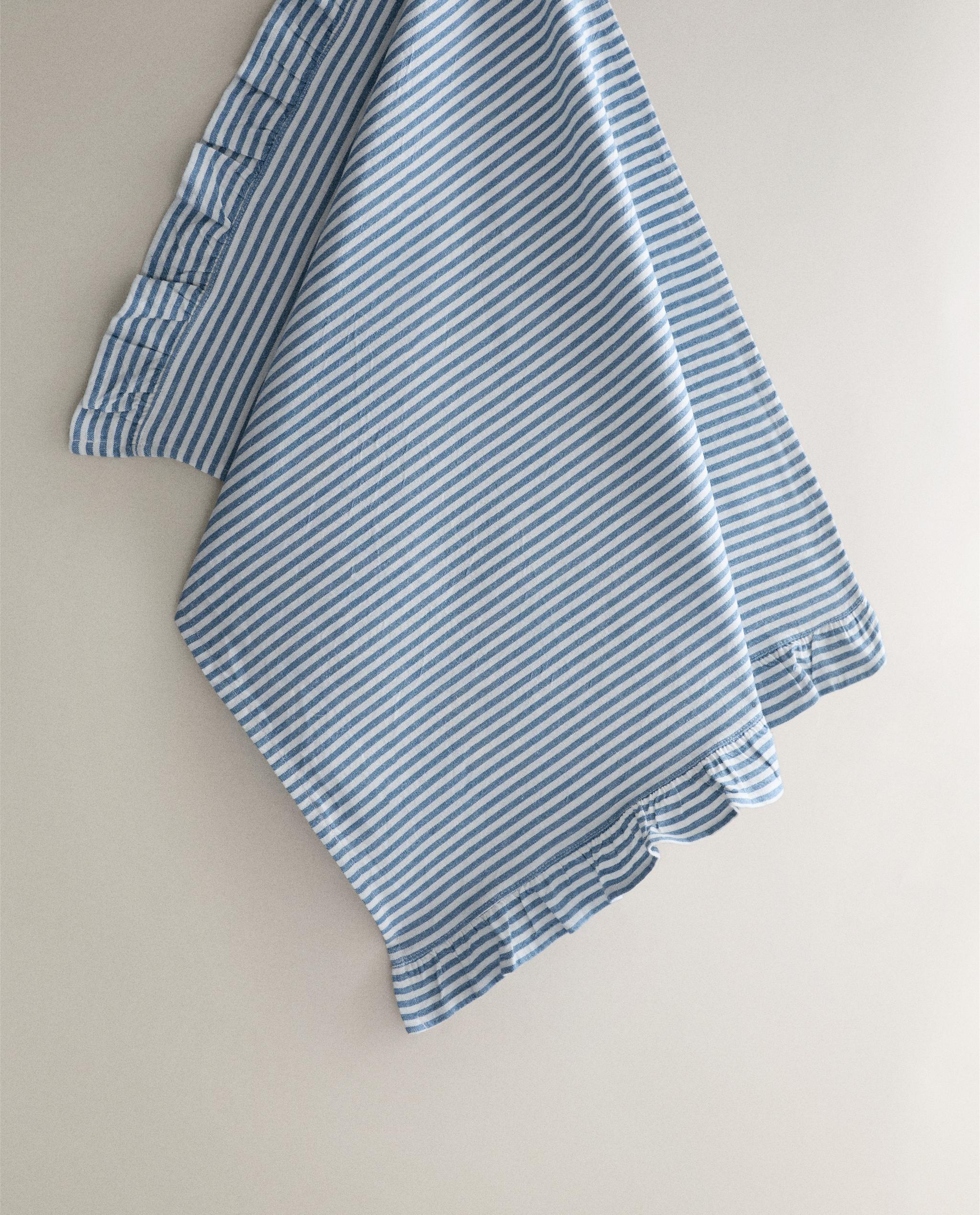 STRIPED TEA TOWEL WITH RUFFLE TRIM product thumbnail 17