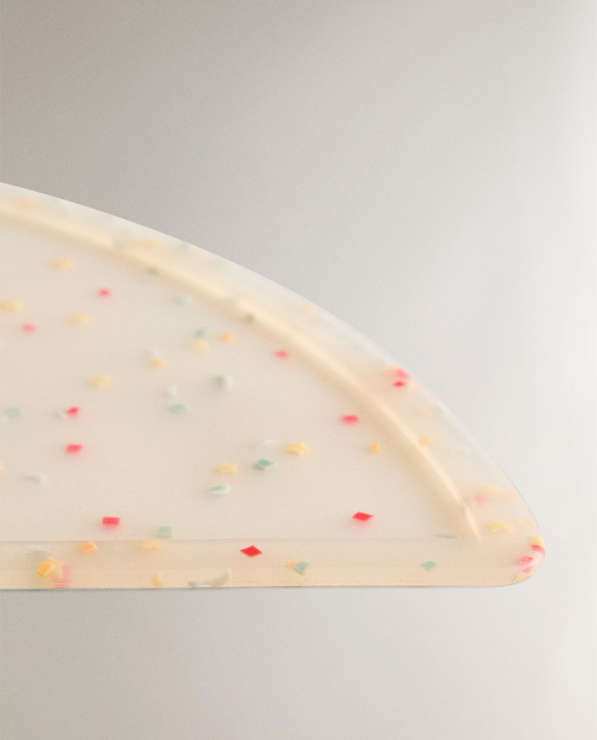 KIDS' SILICONE CONFETTI PLACEMAT product thumbnail 7
