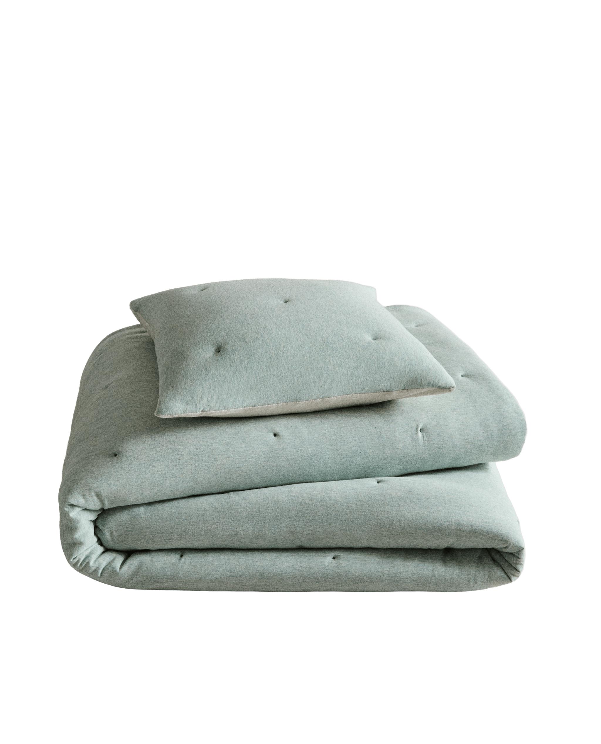 KIDS’ REVERSIBLE JERSEY FABRIC QUILTED BEDSPREAD product thumbnail 2