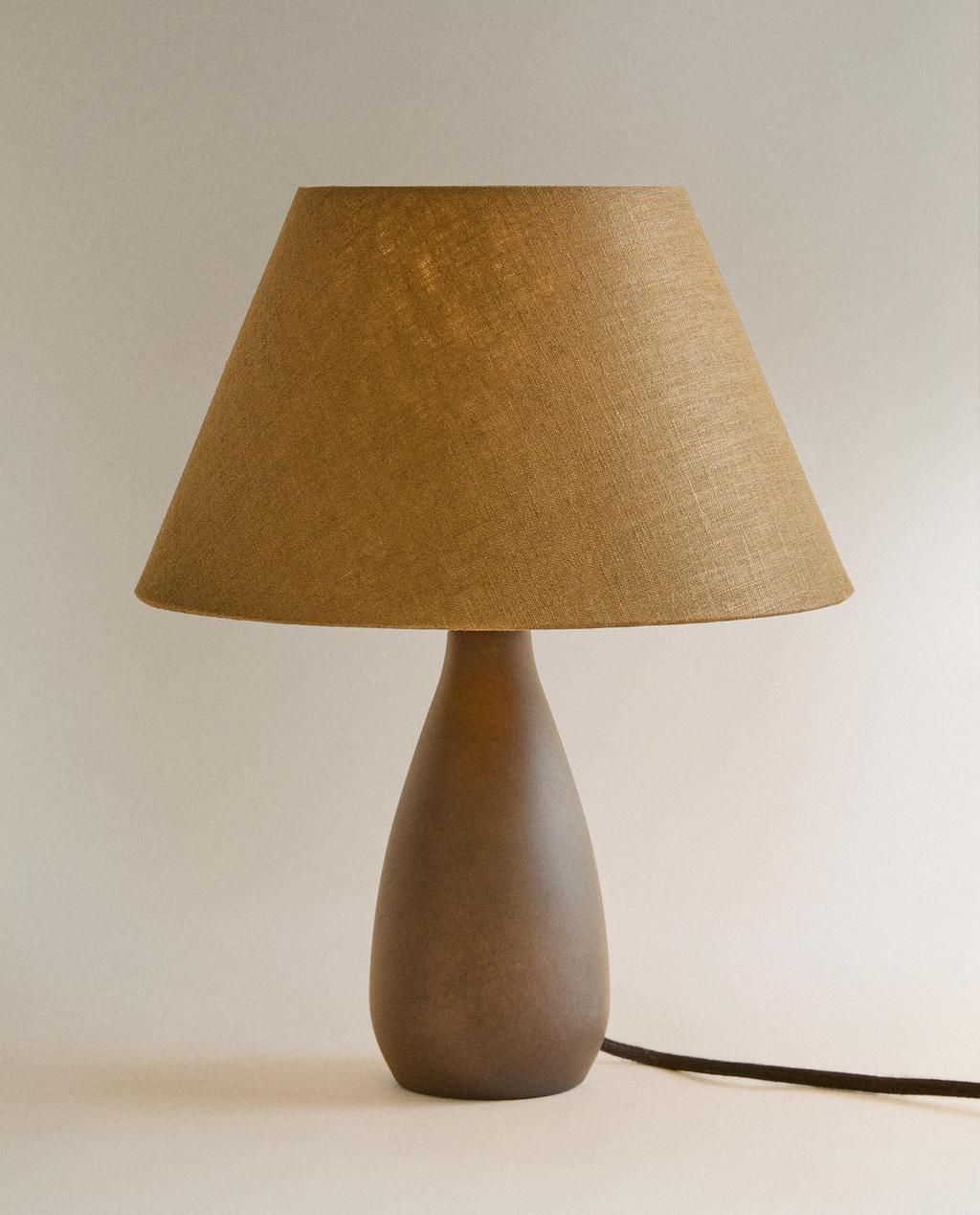 LAMPE DE TABLE PIED EN FER