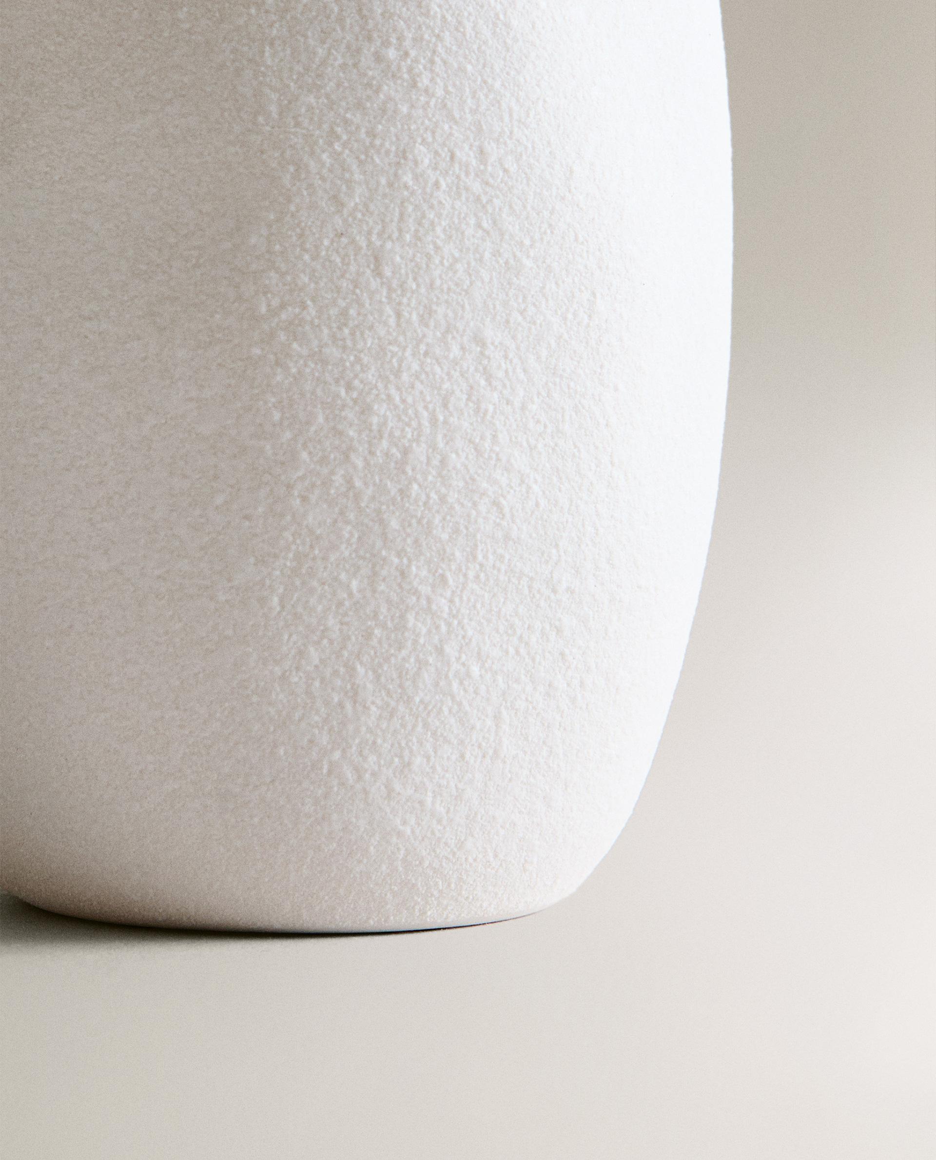 TEXTURED TOOTHBRUSH HOLDER product thumbnail 2