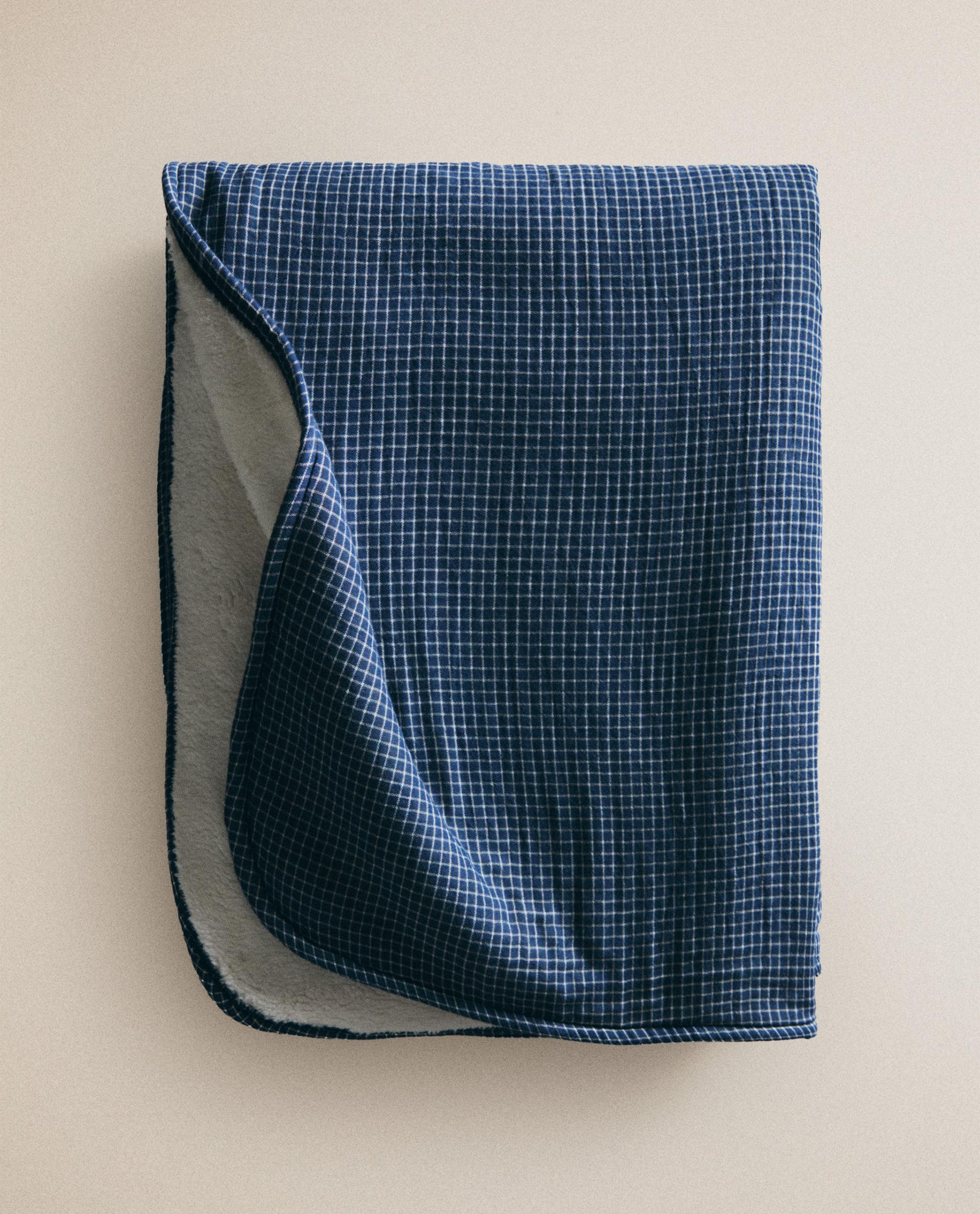 MUSLIN FLEECE BABY BLANKET MUSLIN FLEECE BABY BLANKET