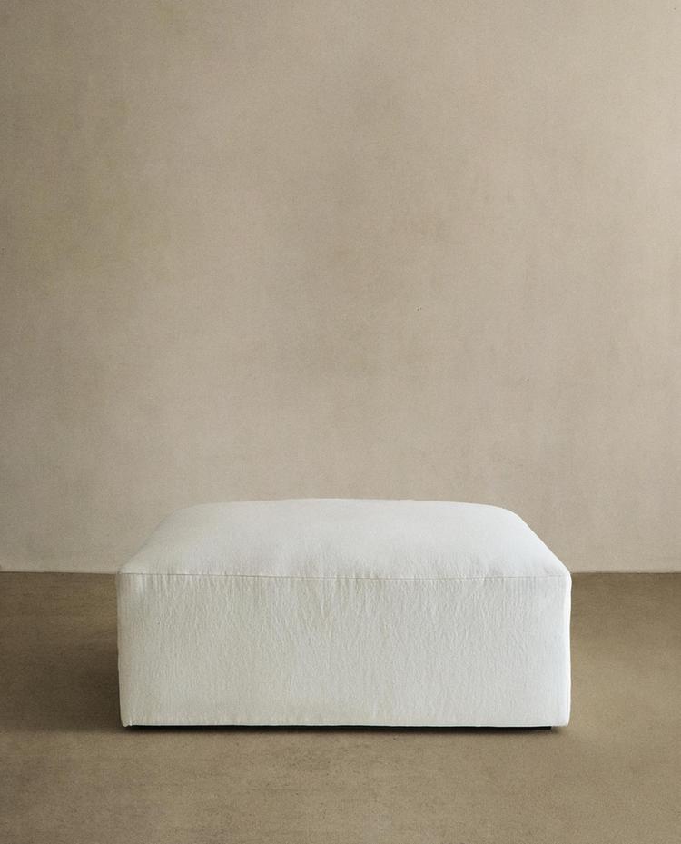 POUFFE WITH REMOVABLE WASHED LINEN COVER POUFFE WITH REMOVABLE WASHED LINEN COVER