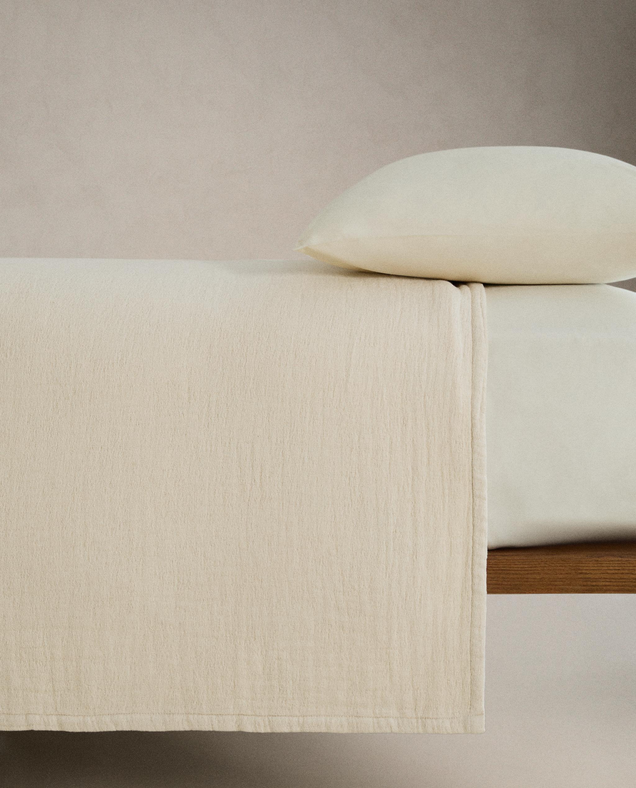 TEXTURED BEDSPREAD product thumbnail 16
