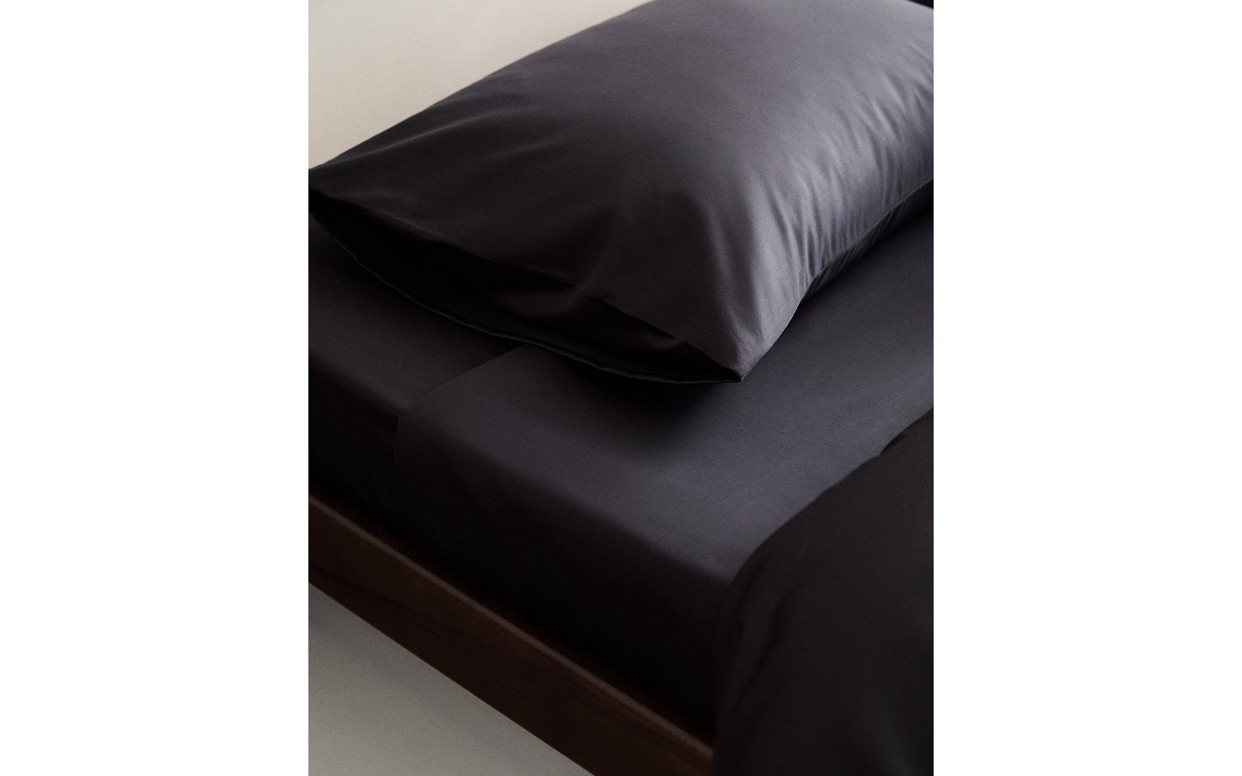 SATEEN FLAT SHEET (1000 THREAD COUNT) product thumbnail 8