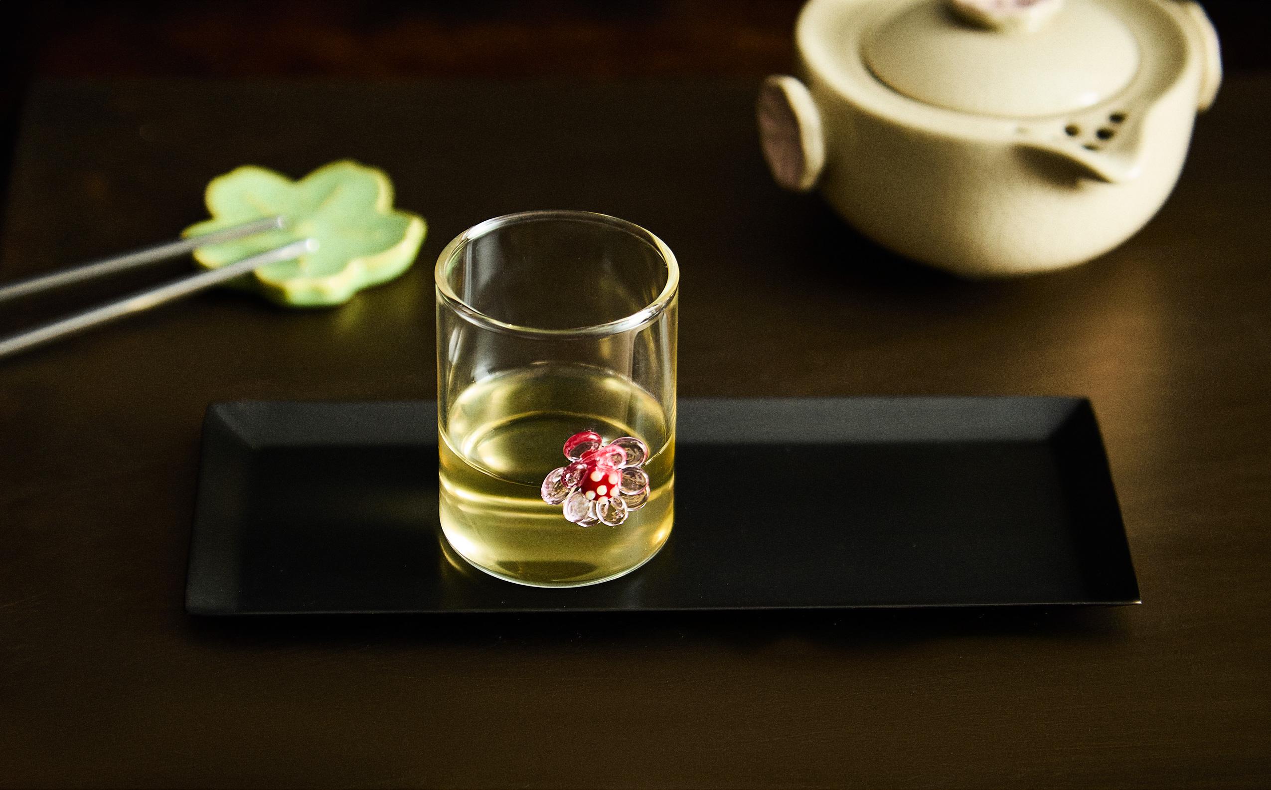 ★森下仁丹★ハブラシ★鏡★デザインガラス★ボックス★小物入れ★ シャローネ フラワーボックス | 商品を探す | YKK AP株式会社