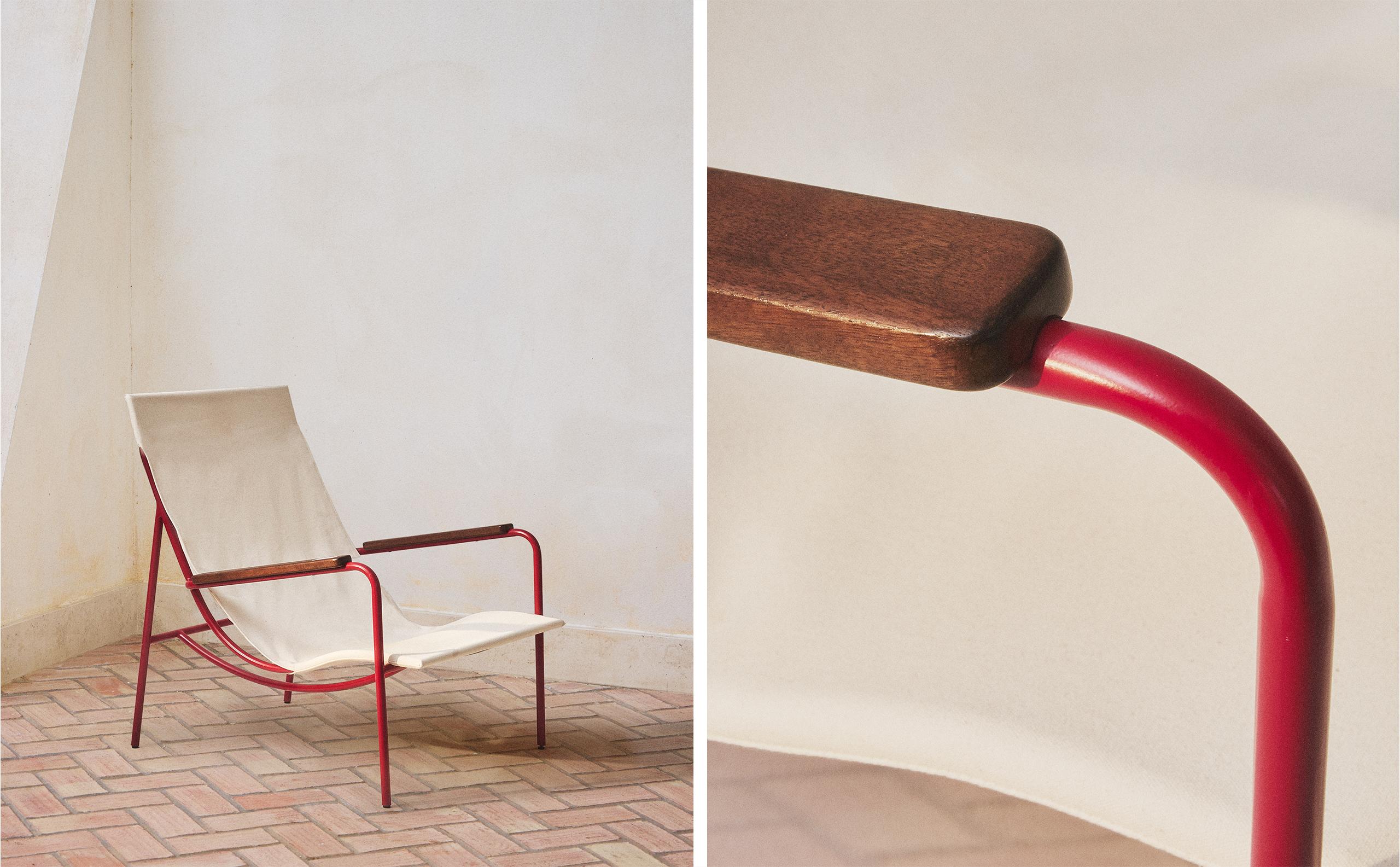 COLOURED TEXTURED METAL CHAIR