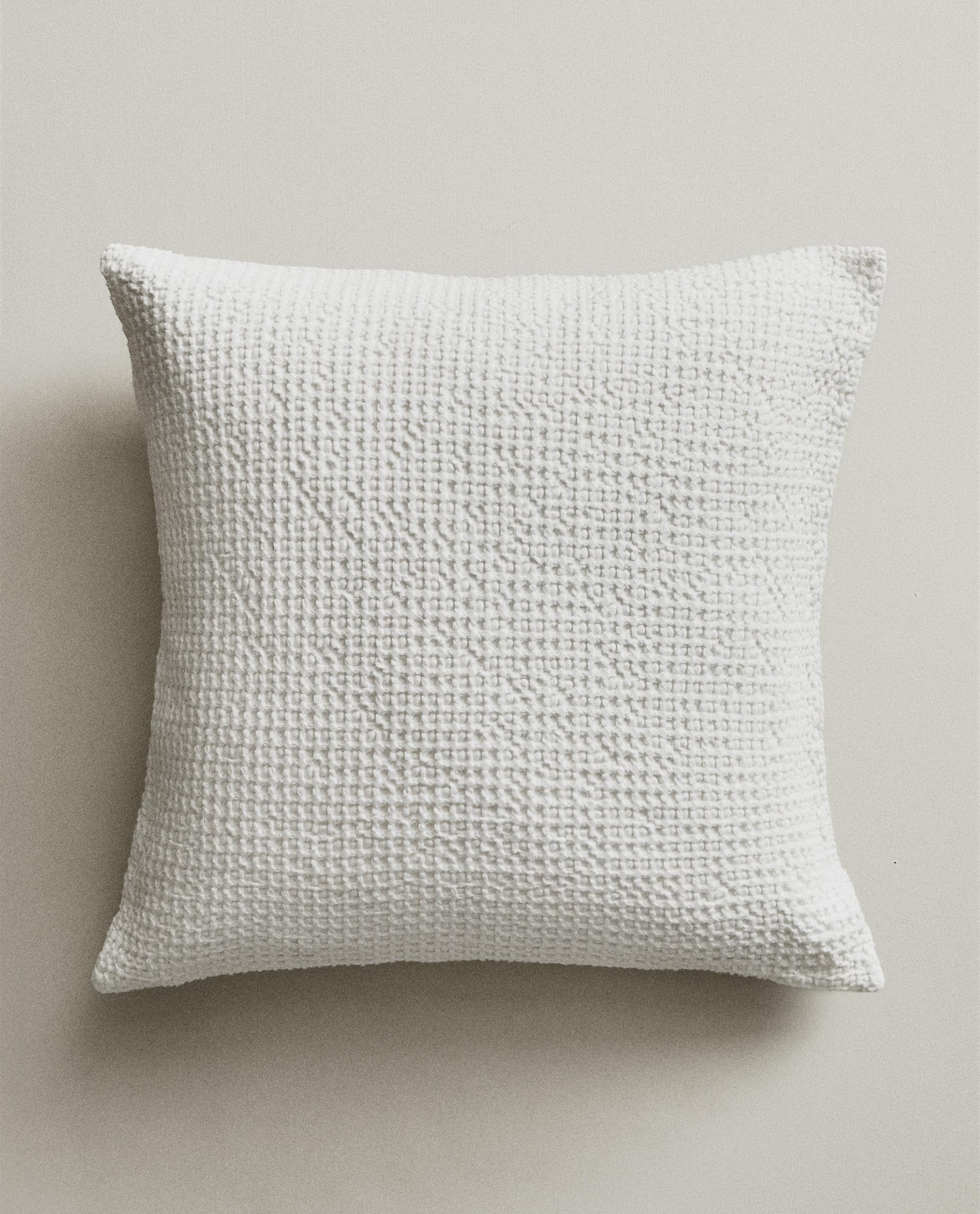 ベッドルームクッション | Zara Home 日本/Japan