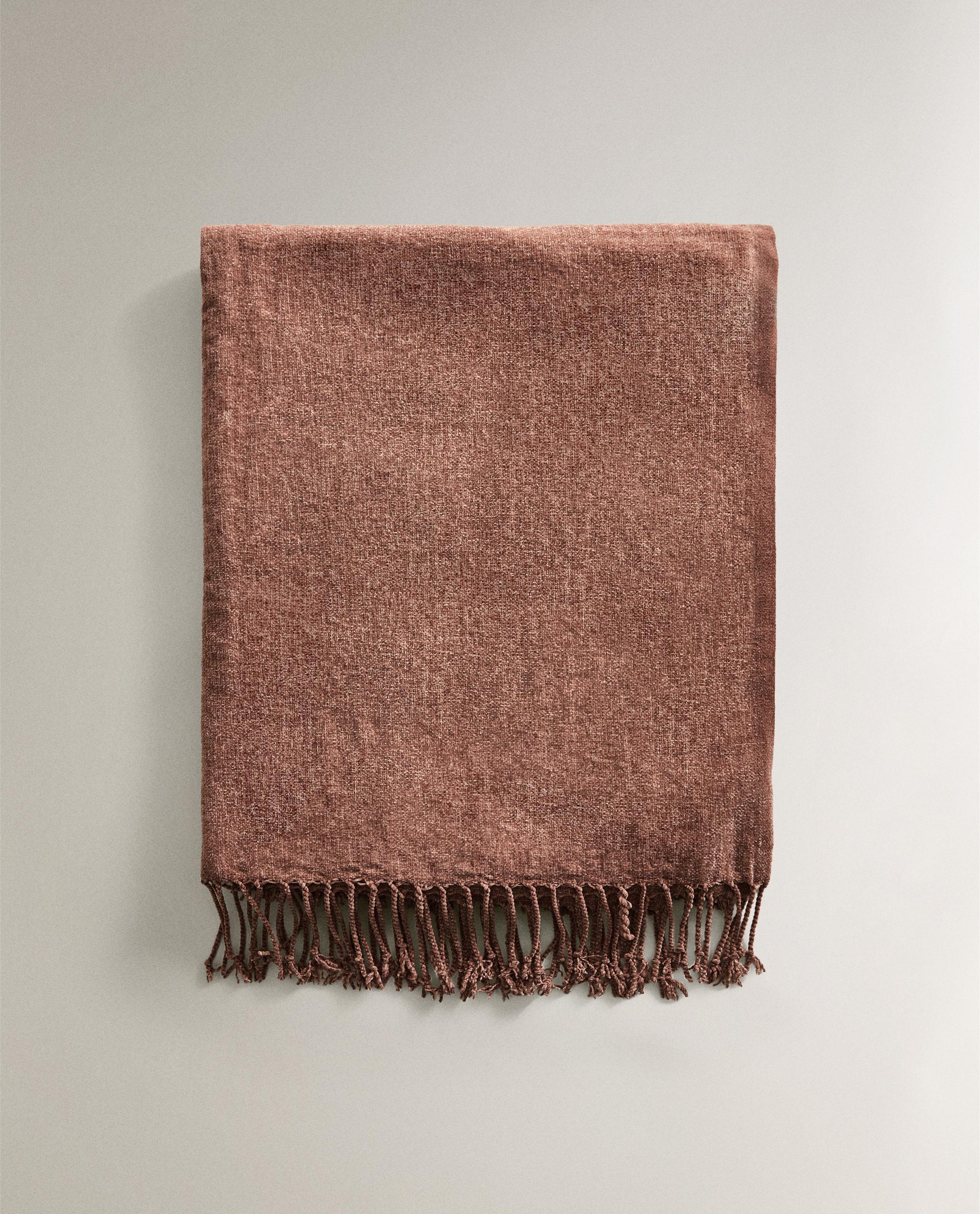 CHENILLE THROW product thumbnail 17