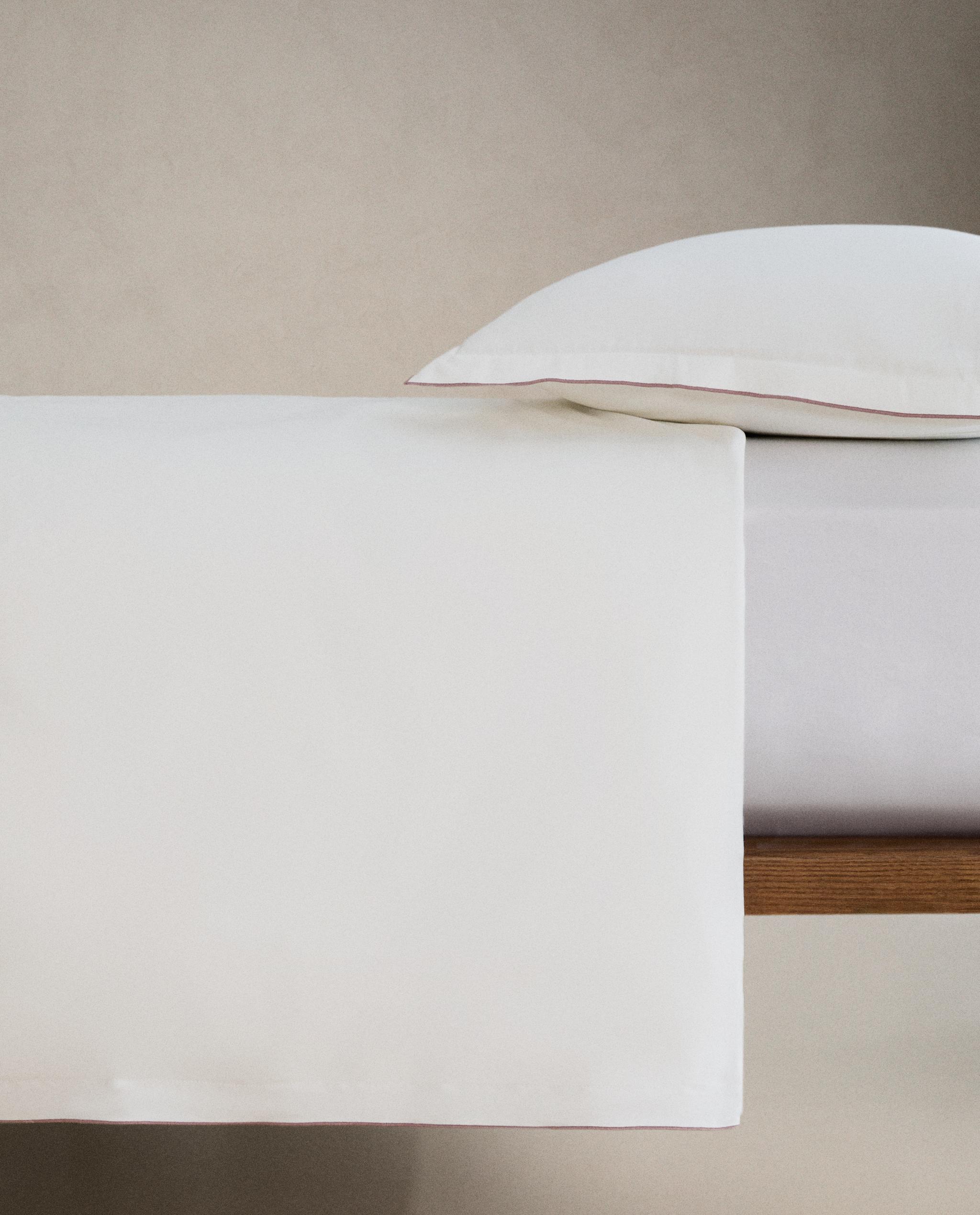 SATEEN OVERLOCK DUVET COVER