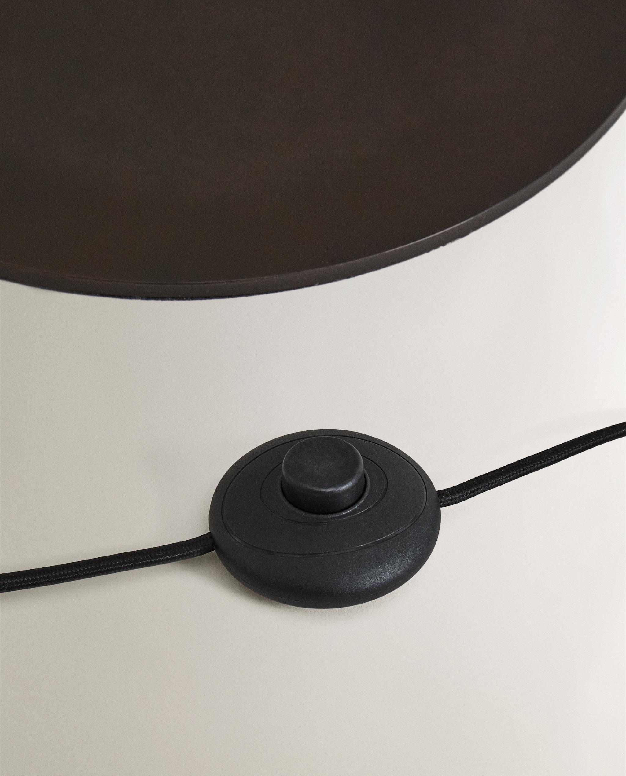 METAL FLOOR LAMP product thumbnail 7