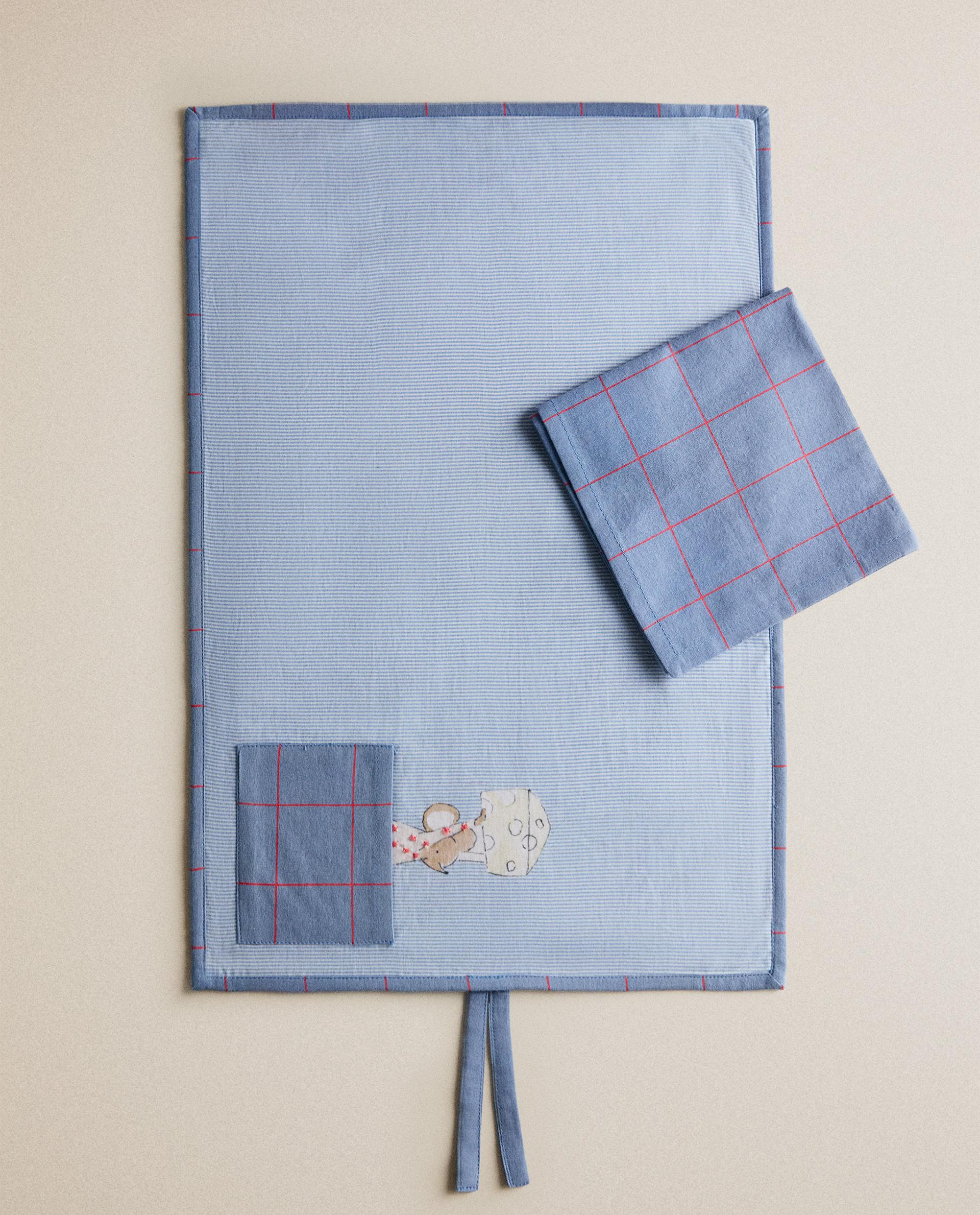 SET DE TABLE ET SERVIETTE SOURIS SET DE TABLE ET SERVIETTE SOURIS