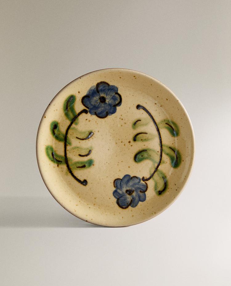 FLORAL EARTHENWARE PLATE