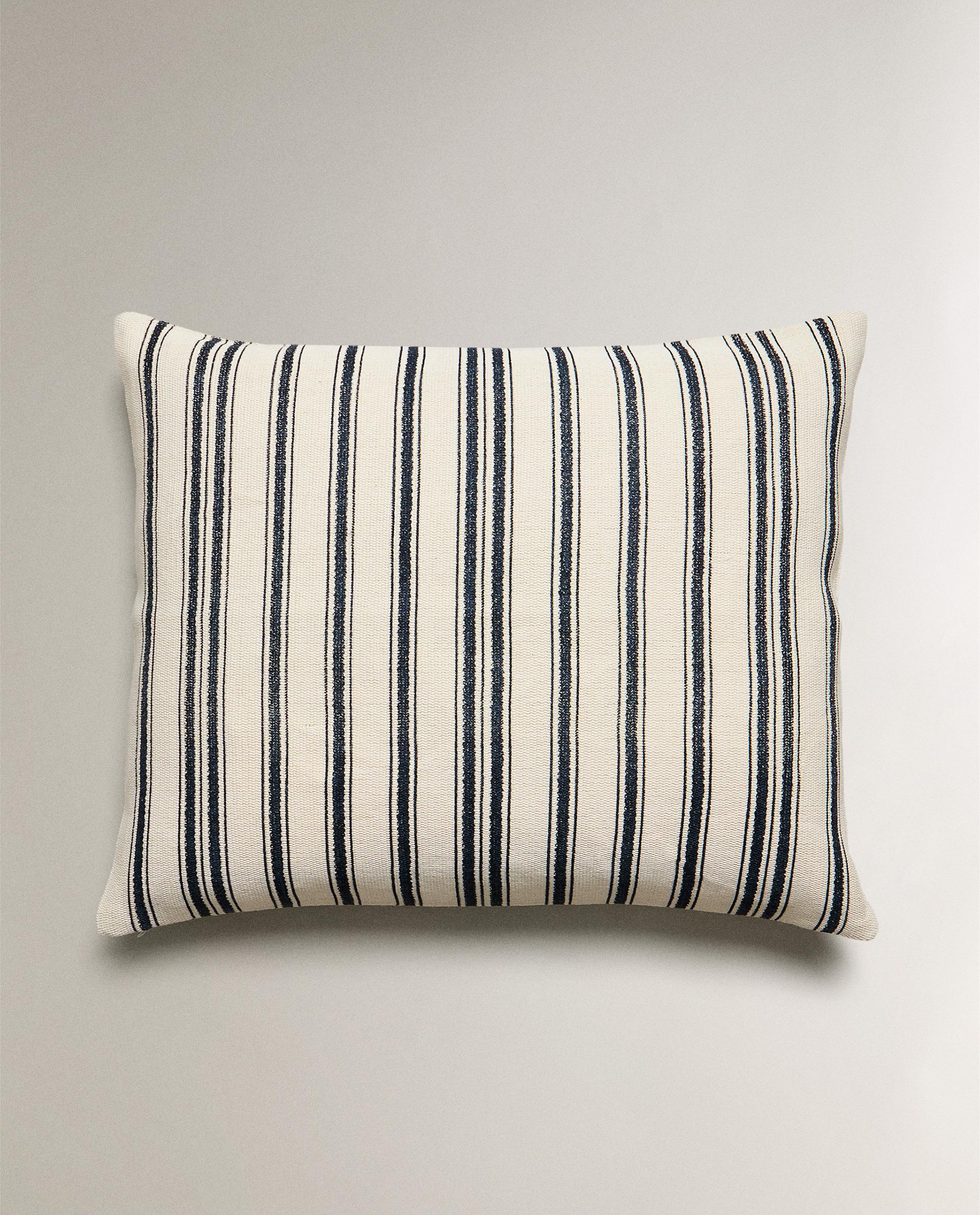 STRIPED OUTDOOR CHAIR SEAT CUSHION | Zara Home United States
