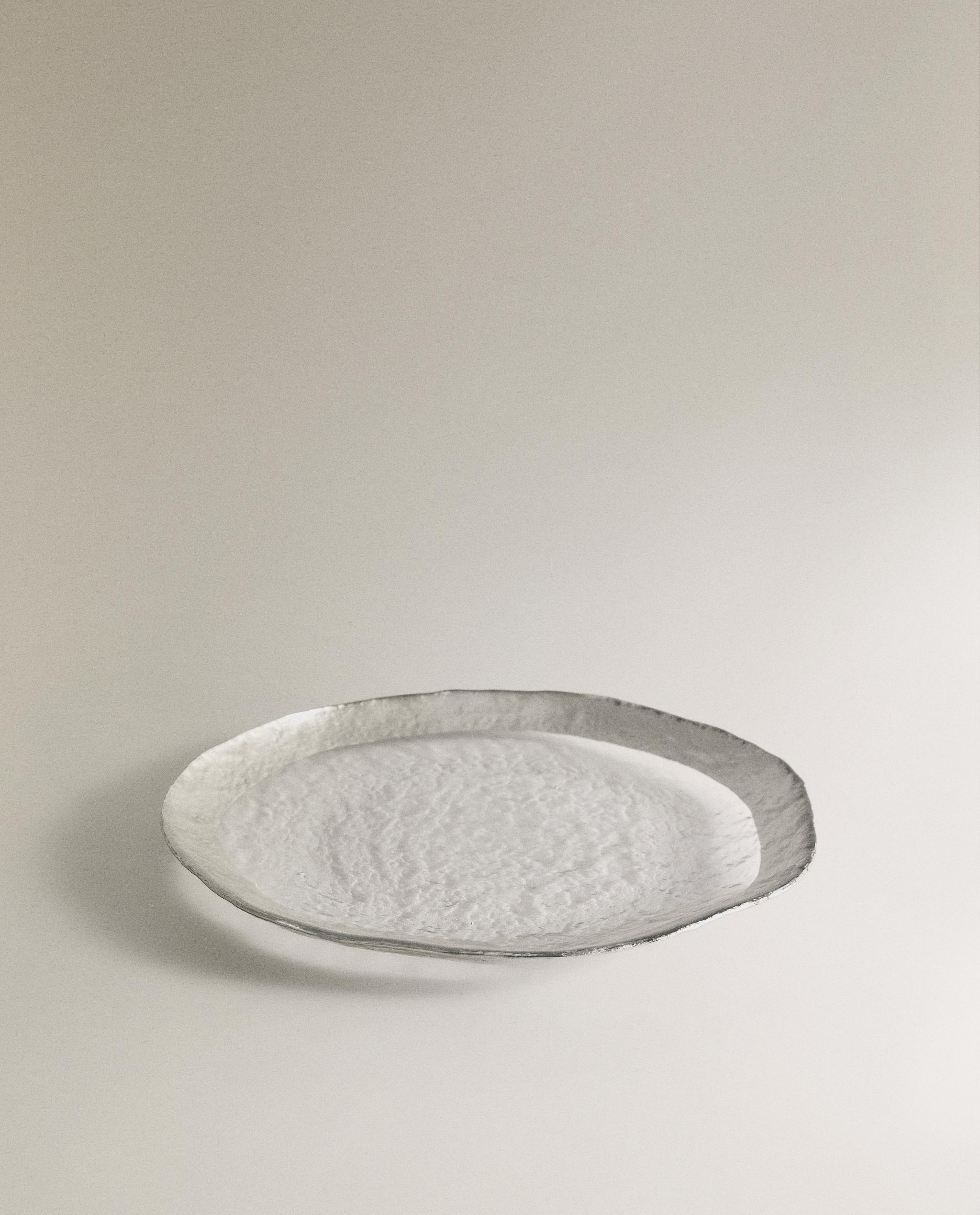 RAISED GLASS DESSERT PLATE WITH SILVER RIM product thumbnail 3