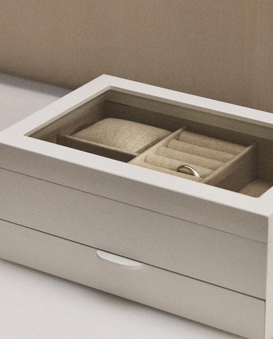 LACQUERED JEWELLERY BOX WITH DRAWER LACQUERED JEWELLERY BOX WITH DRAWER